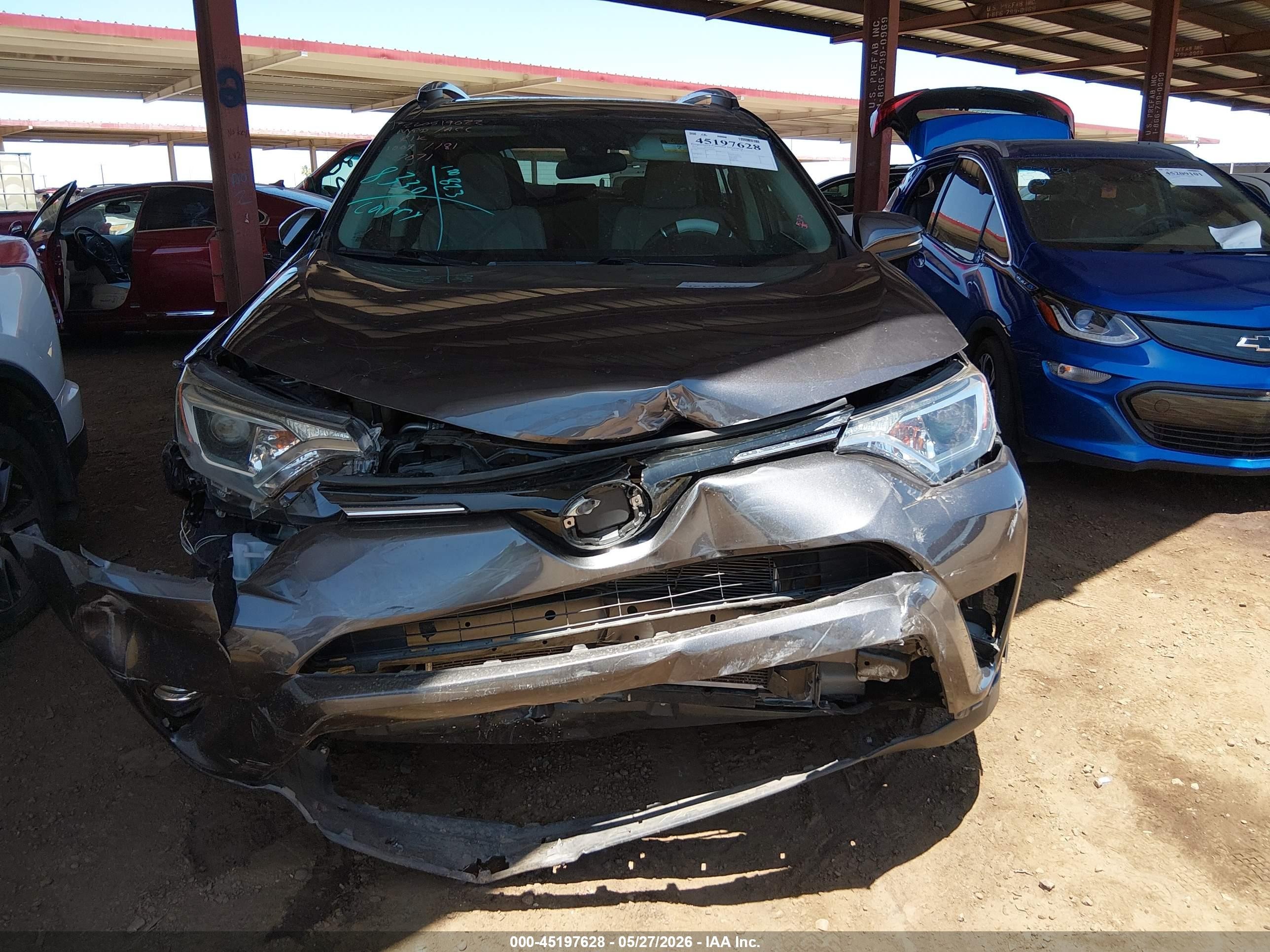 2018 Toyota Rav4 Xle Gray vin: JTMWFREV5JJ187071