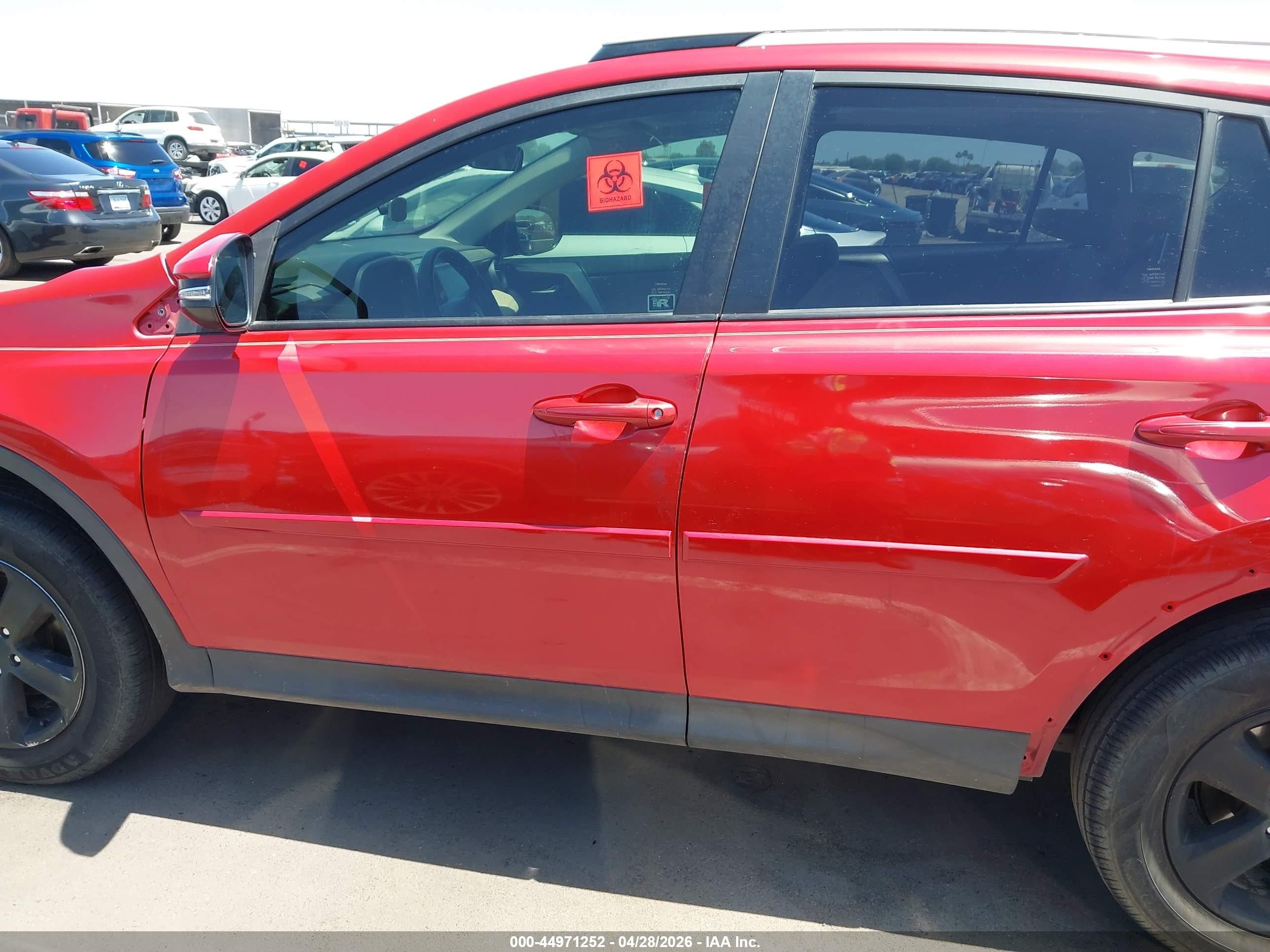2014 Toyota Rav4 Xle Red vin: JTMWFREV6EJ000765