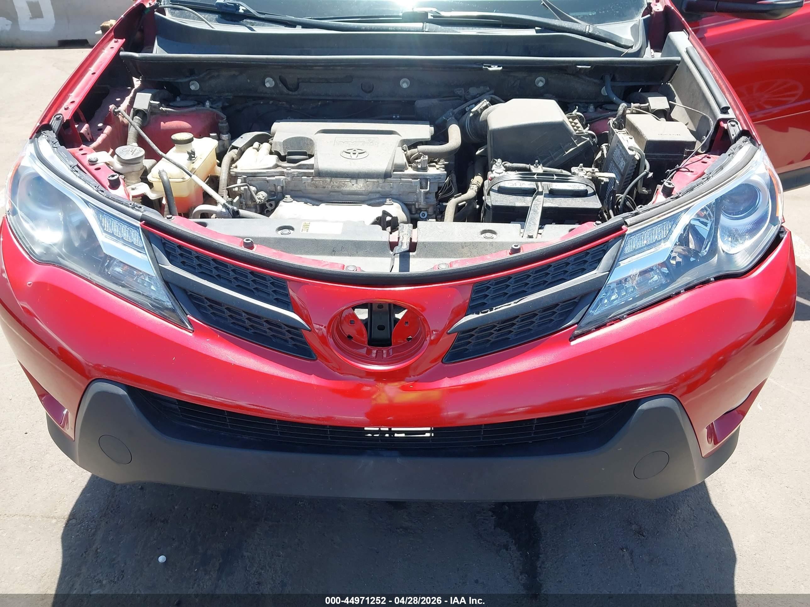 2014 Toyota Rav4 Xle Red vin: JTMWFREV6EJ000765
