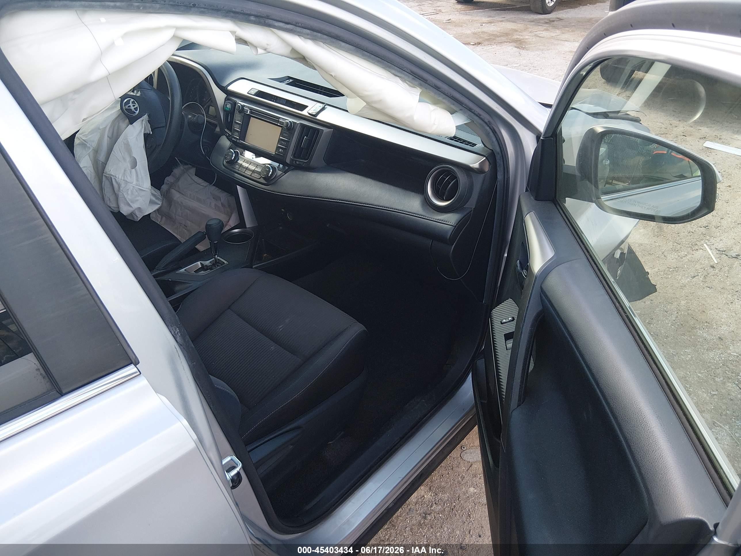 2014 Toyota Rav4 Xle Silver vin: JTMWFREV6EJ005206