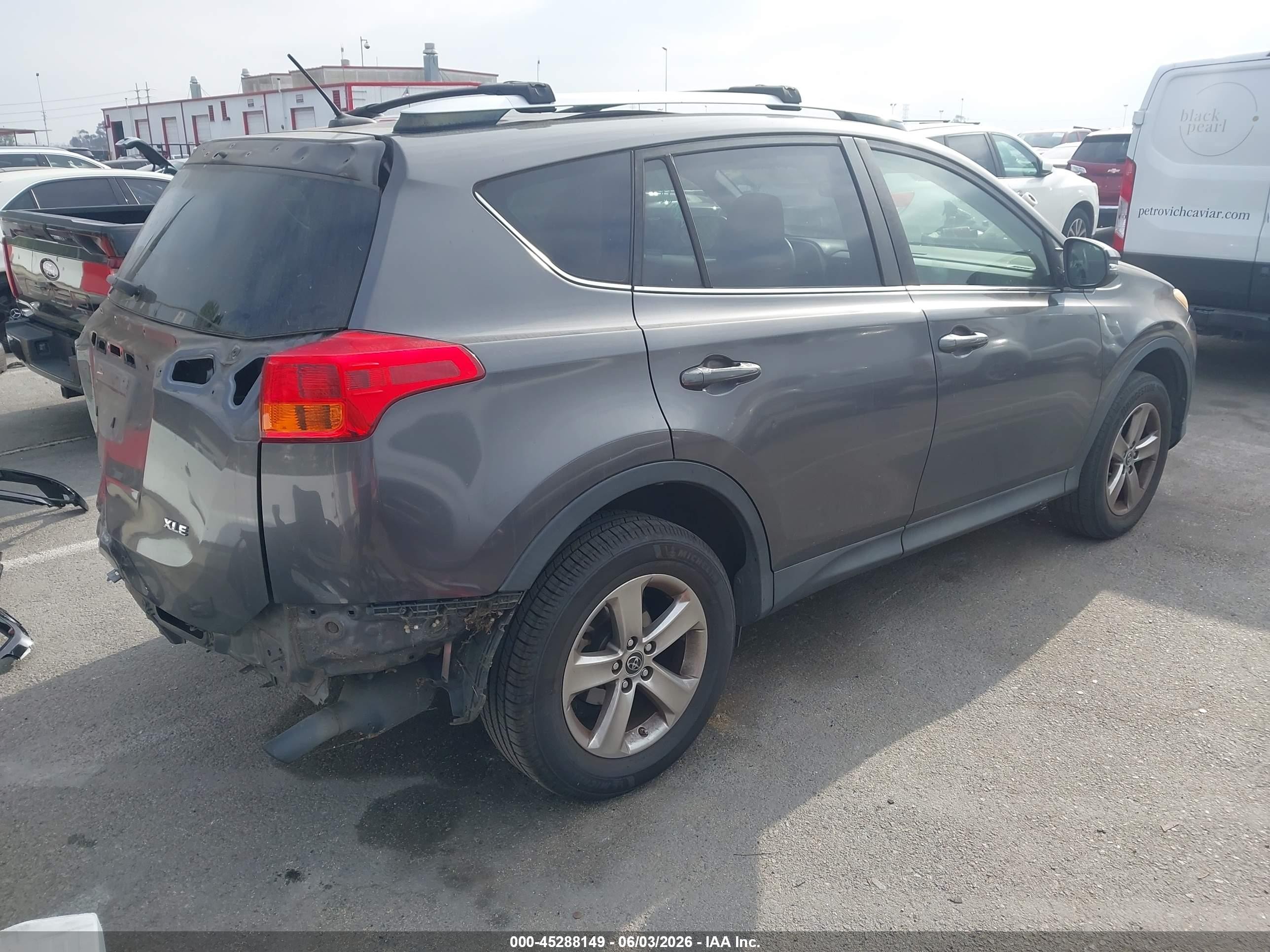 2015 Toyota Rav4 Xle Gray vin: JTMWFREV6FJ040989