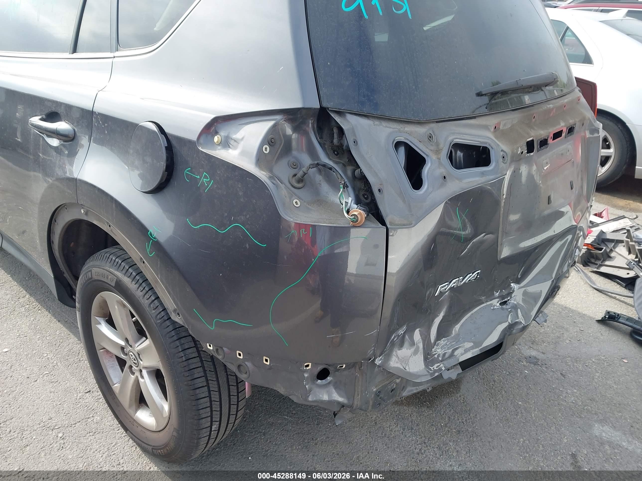 2015 Toyota Rav4 Xle Gray vin: JTMWFREV6FJ040989