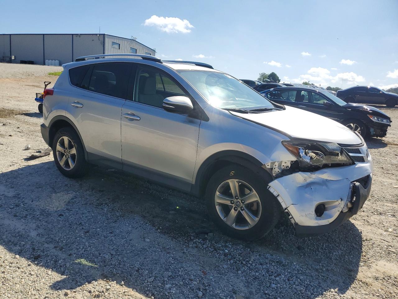 2015 Toyota Rav4 Xle Серебряный vin: JTMWFREV6FJ052916