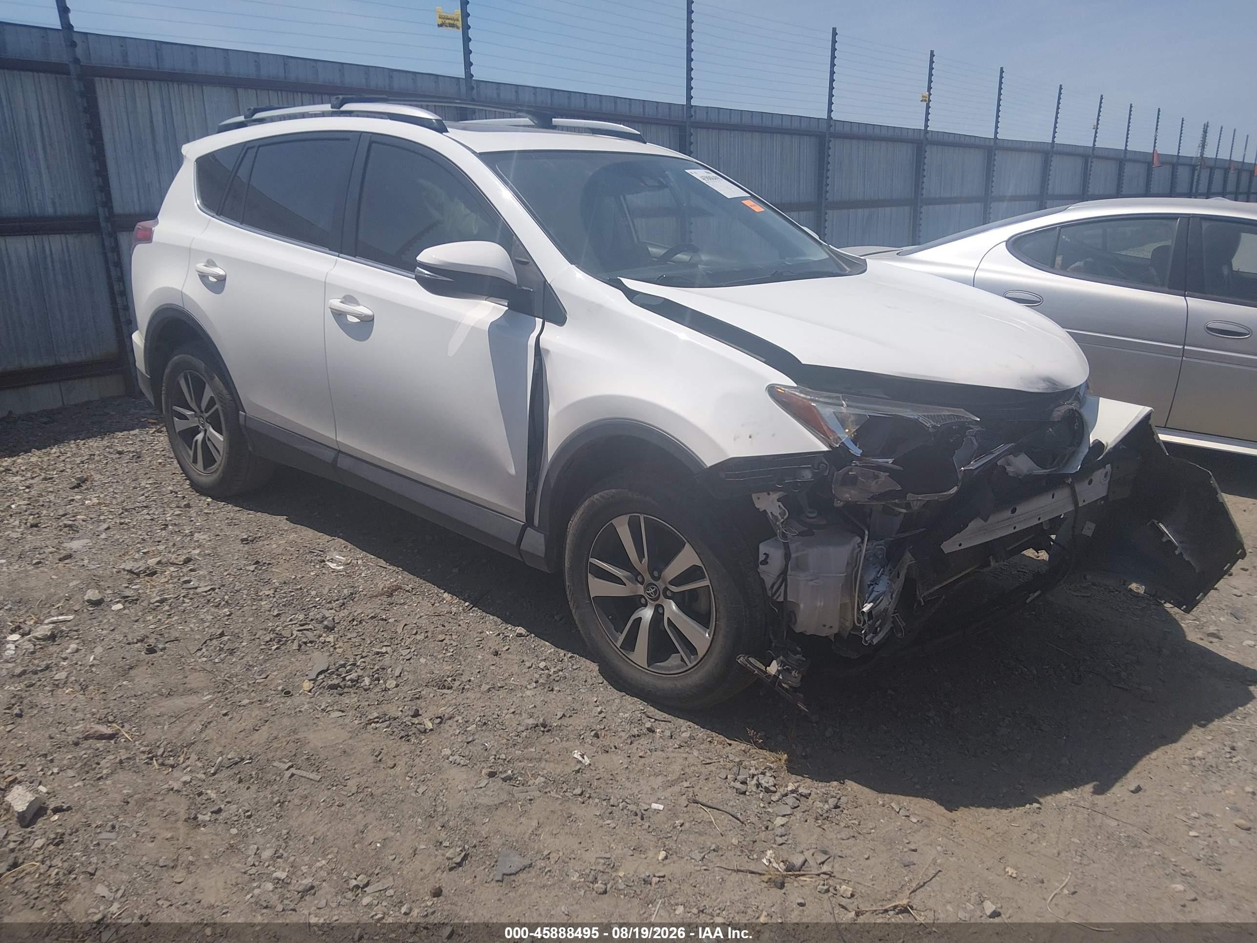 2017 Toyota Rav4 Xle White vin: JTMWFREV6HJ119386