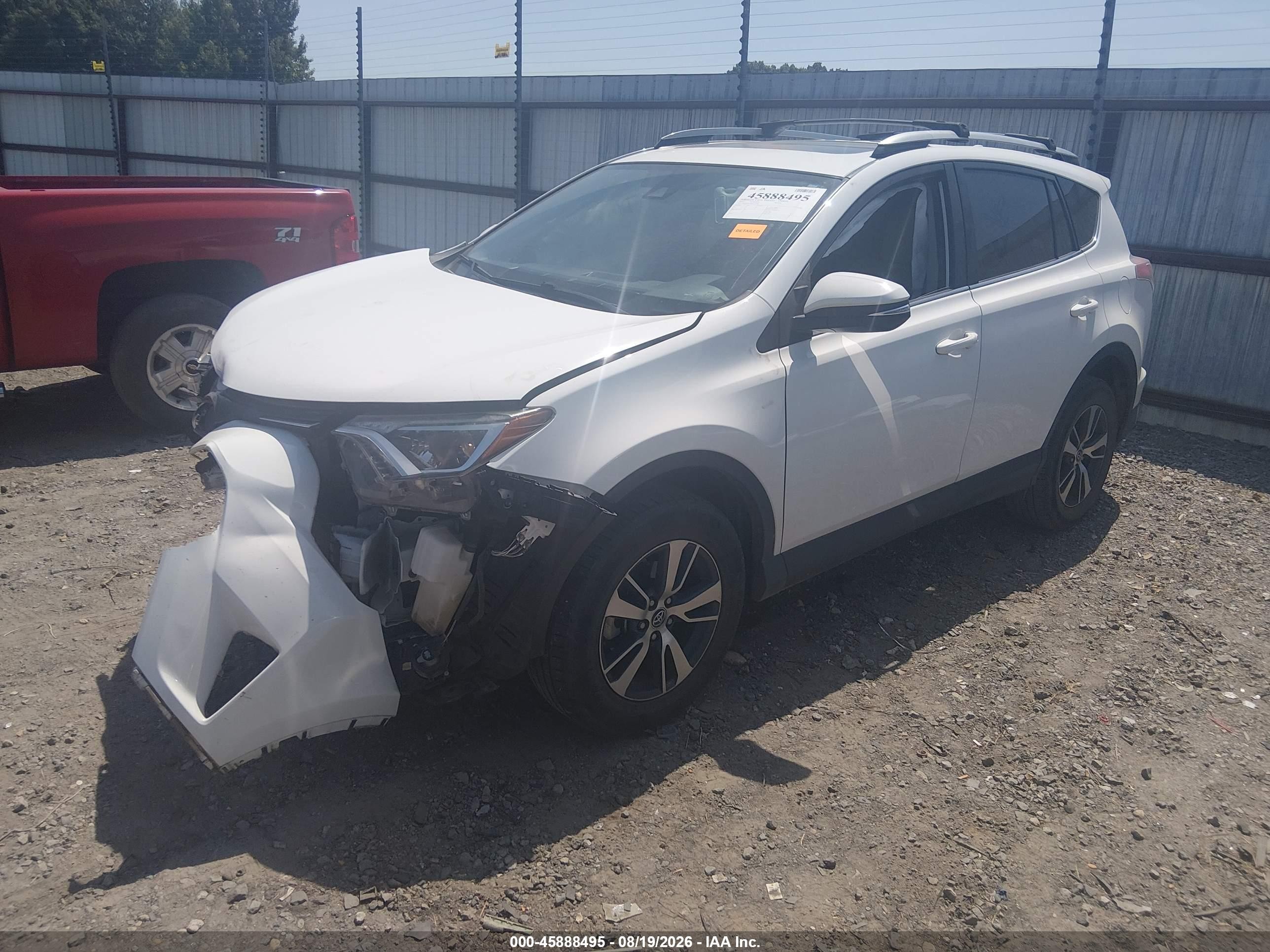 2017 Toyota Rav4 Xle White vin: JTMWFREV6HJ119386