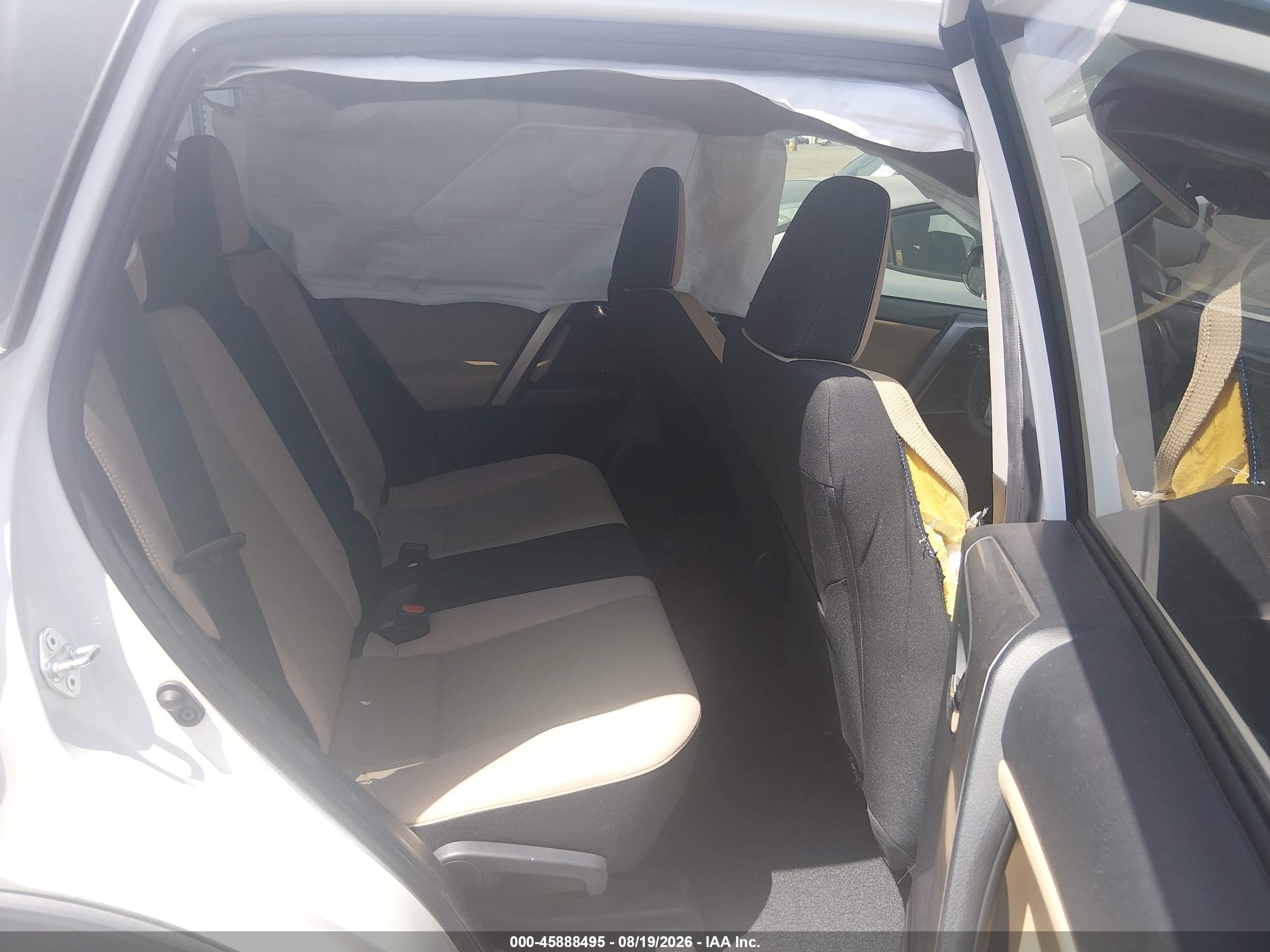 2017 Toyota Rav4 Xle White vin: JTMWFREV6HJ119386