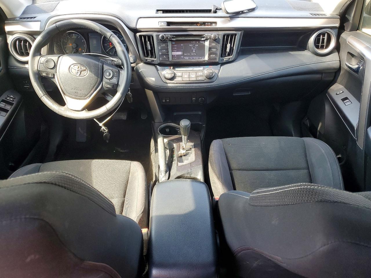 2018 Toyota Rav4 Xle Синий vin: JTMWFREV6JJ190299