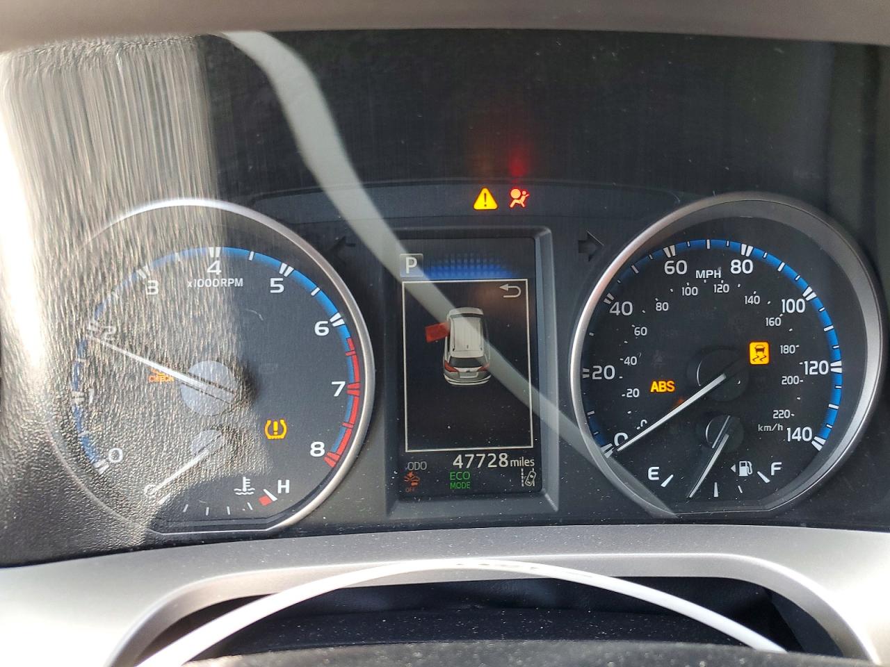 2018 Toyota Rav4 Xle Синий vin: JTMWFREV6JJ190299