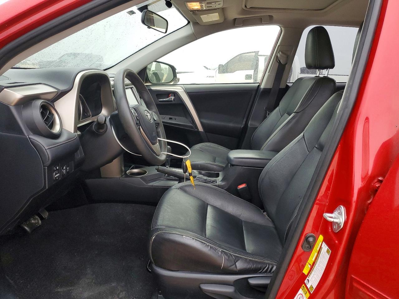 2014 Toyota Rav4 Xle Красный vin: JTMWFREV7ED027696