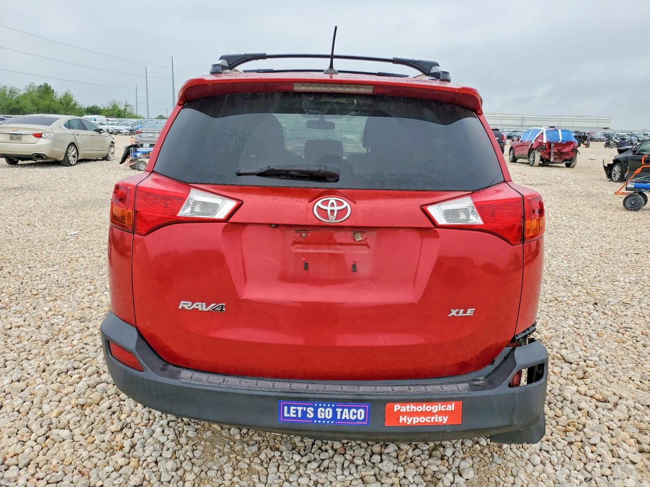 2014 Toyota Rav4 Xle Красный vin: JTMWFREV7ED027696