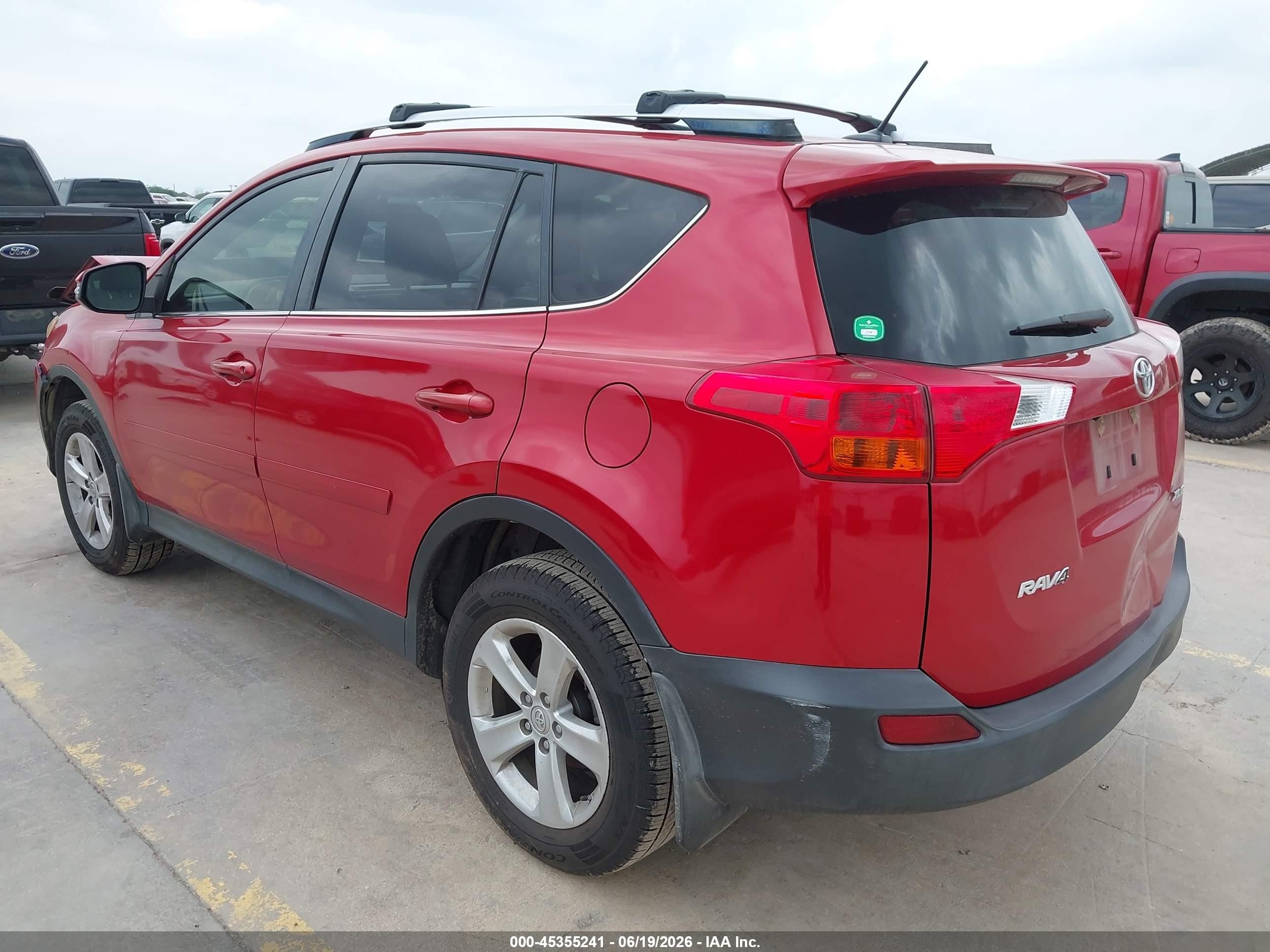 2014 Toyota Rav4 Xle Red vin: JTMWFREV7EJ012939
