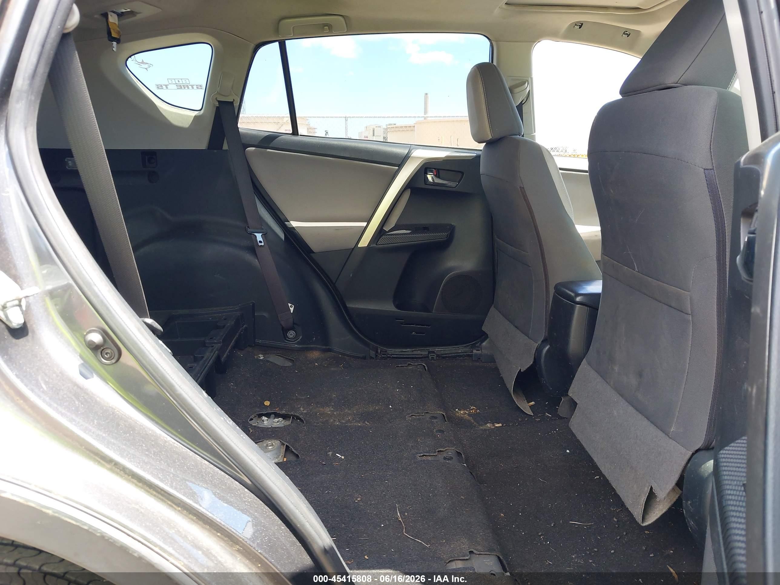 2015 Toyota Rav4 Xle Gray vin: JTMWFREV7FD046850