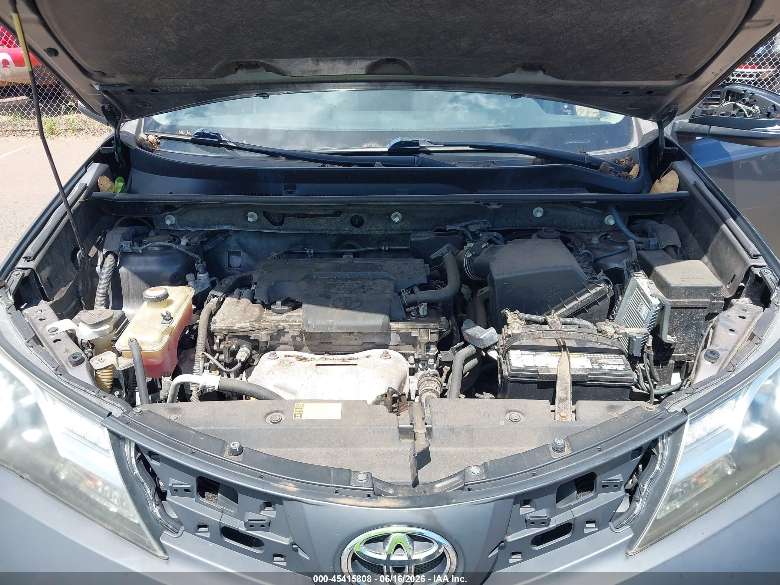 2015 Toyota Rav4 Xle Gray vin: JTMWFREV7FD046850