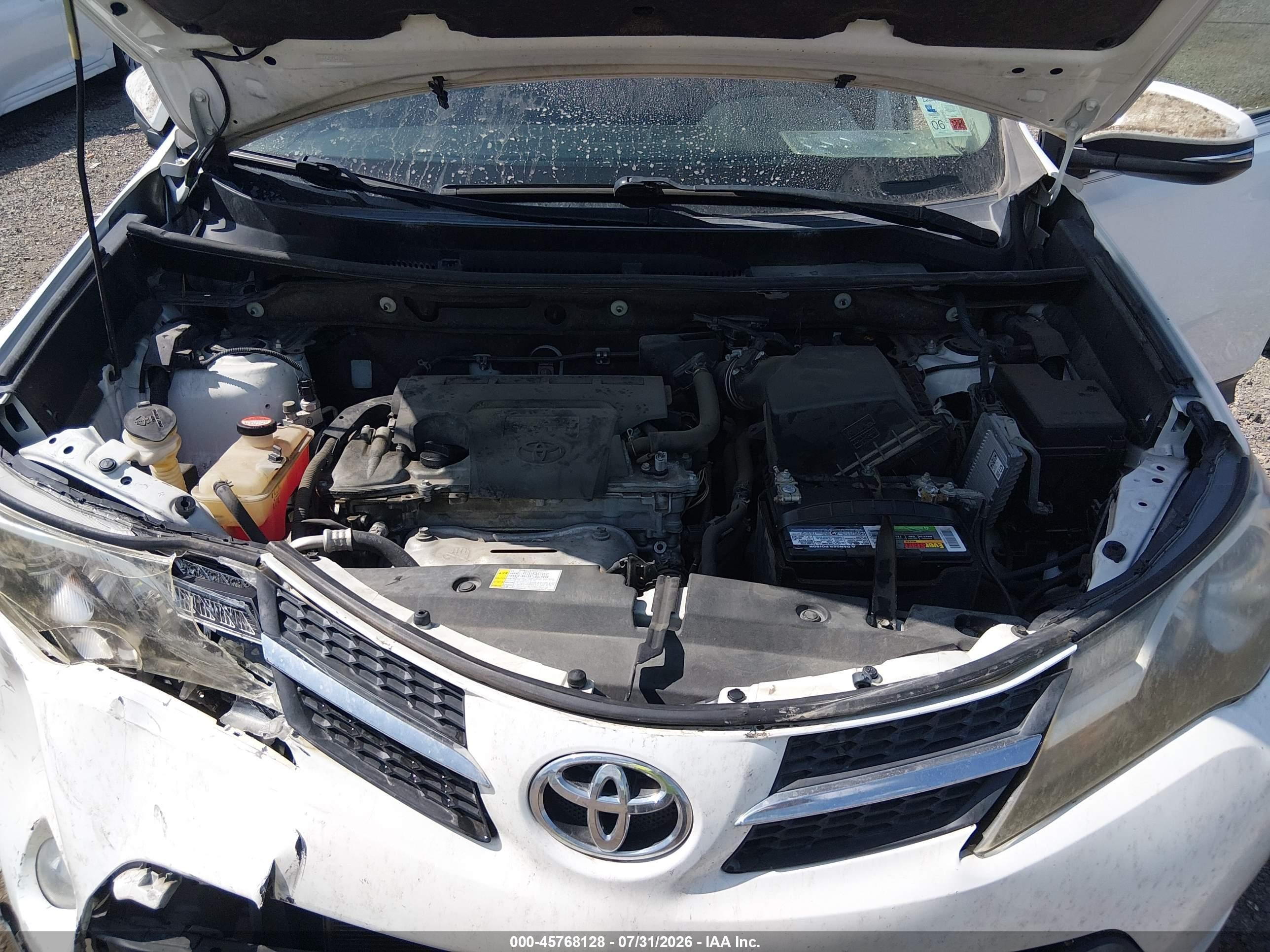 2015 Toyota Rav4 Xle Белый vin: JTMWFREV7FD059677