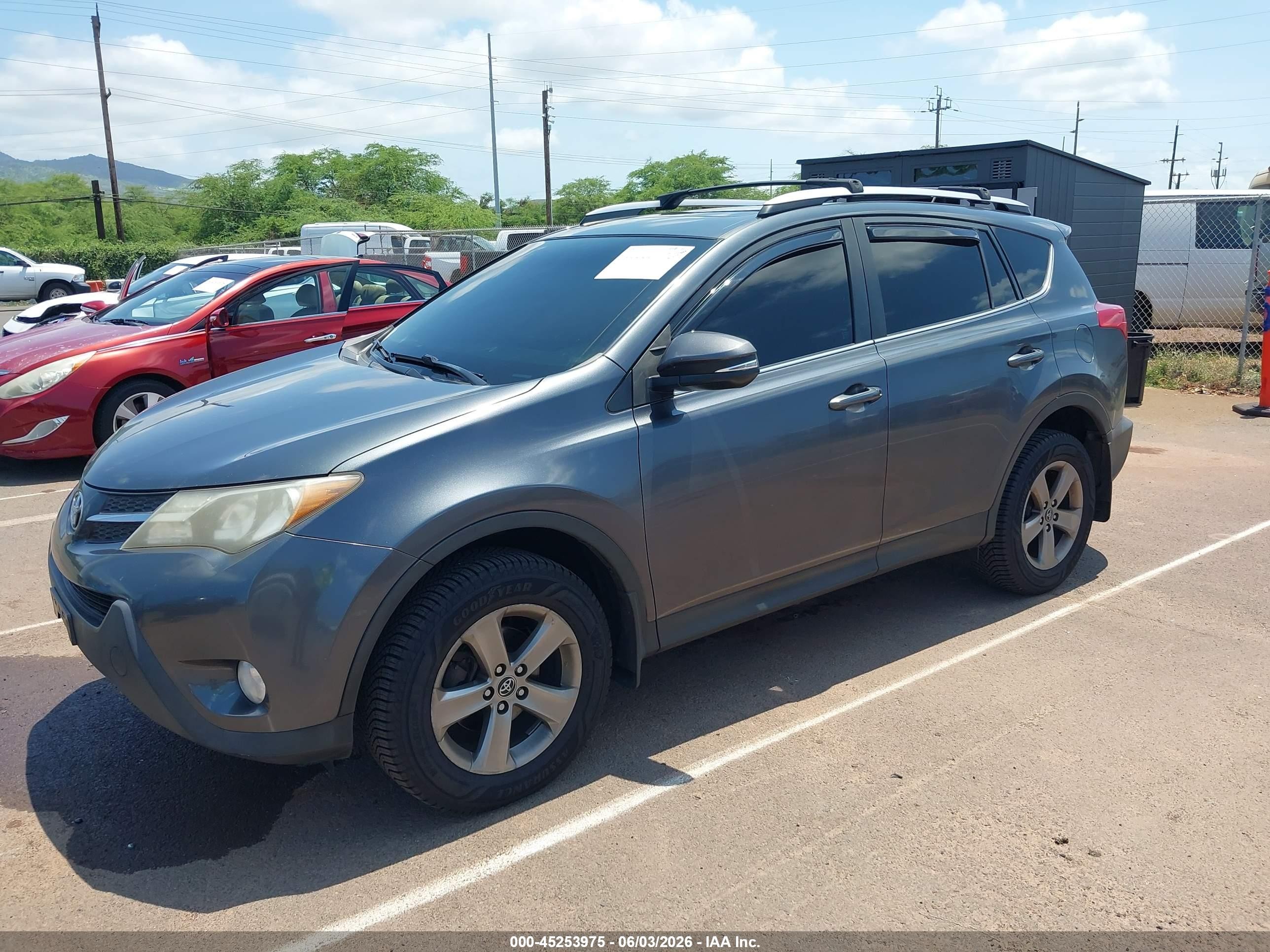 2015 Toyota Rav4 Xle Dark Blue vin: JTMWFREV7FD063812