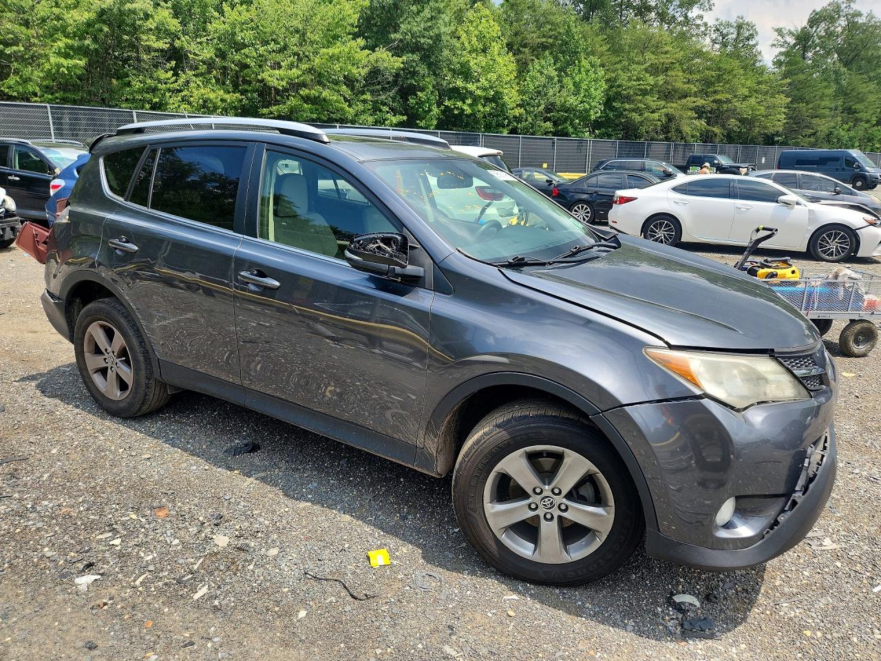2015 Toyota Rav4 Xle Gray vin: JTMWFREV7FD076916