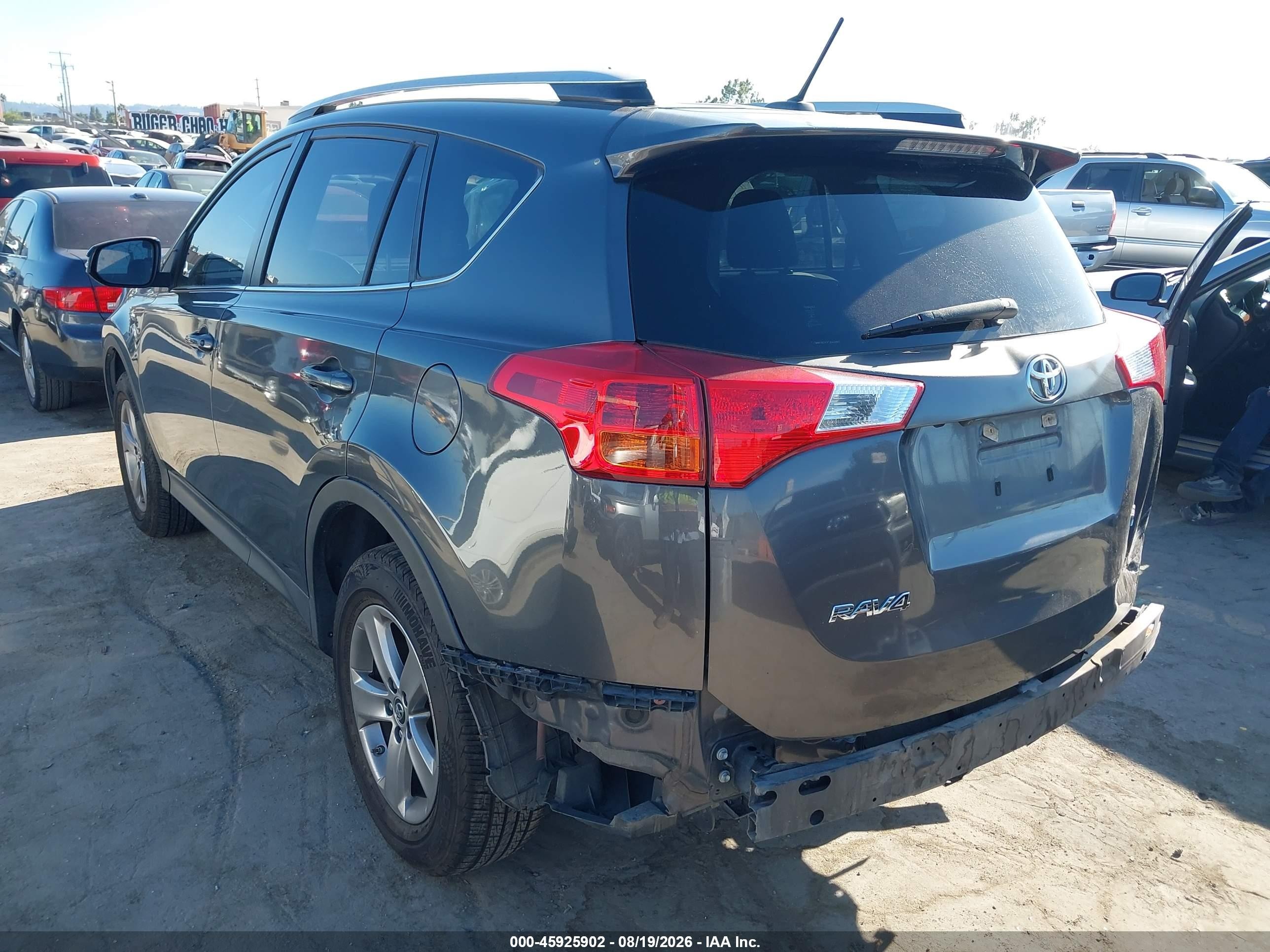 2015 Toyota Rav4 Xle Gray vin: JTMWFREV7FJ042265