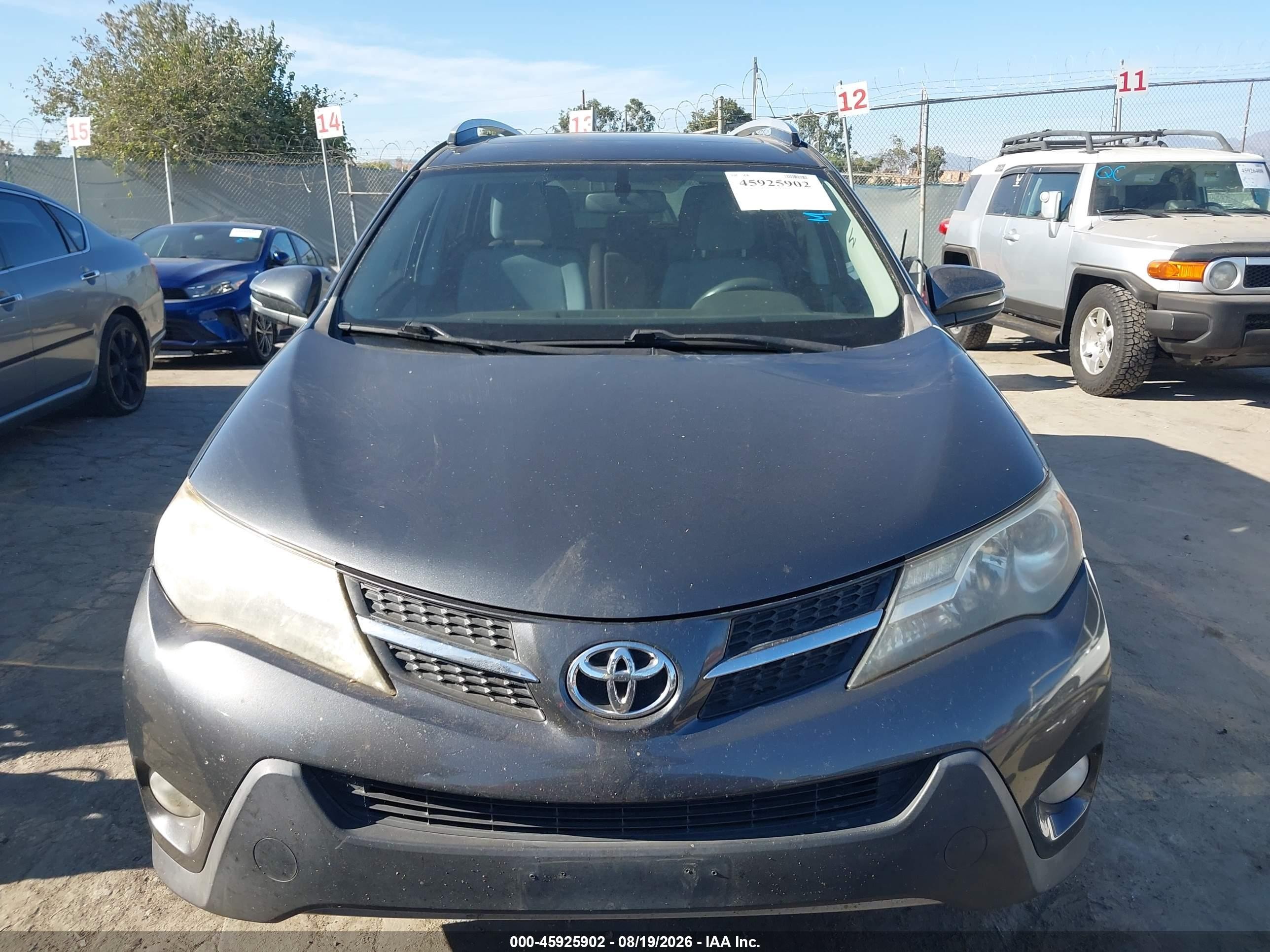 2015 Toyota Rav4 Xle Gray vin: JTMWFREV7FJ042265