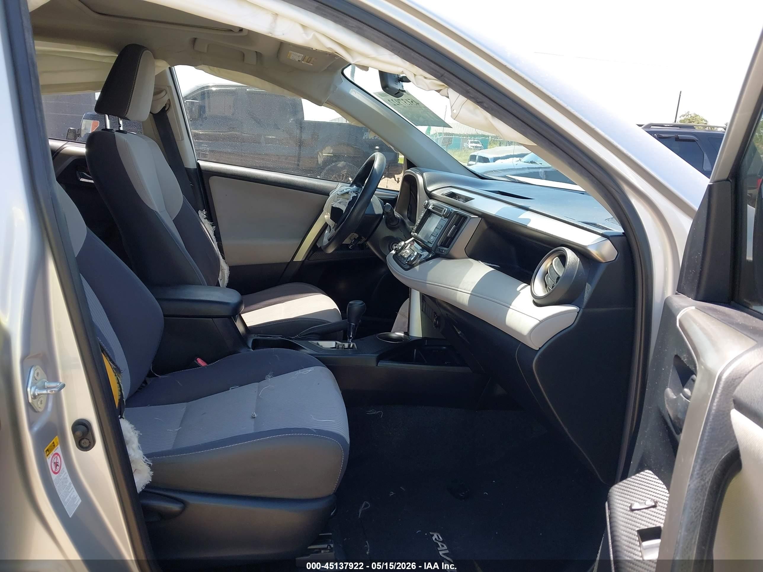 2015 Toyota Rav4 Xle Gray vin: JTMWFREV7FJ052777