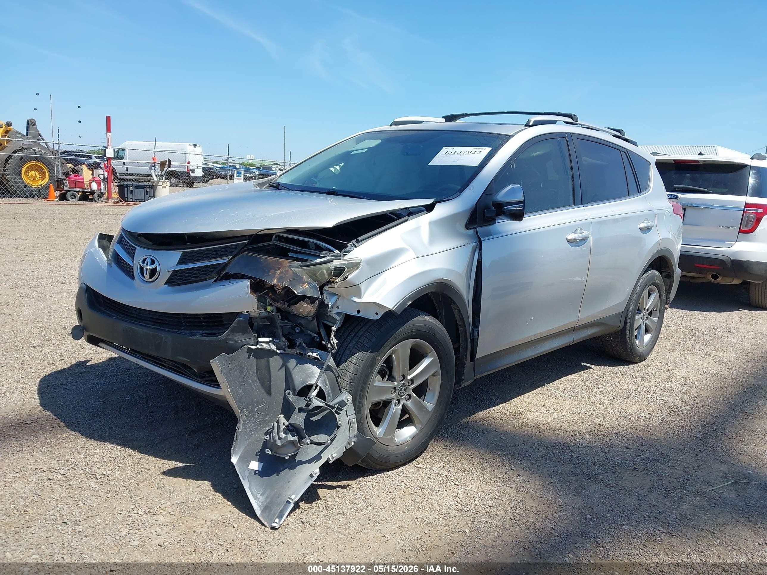 2015 Toyota Rav4 Xle Gray vin: JTMWFREV7FJ052777