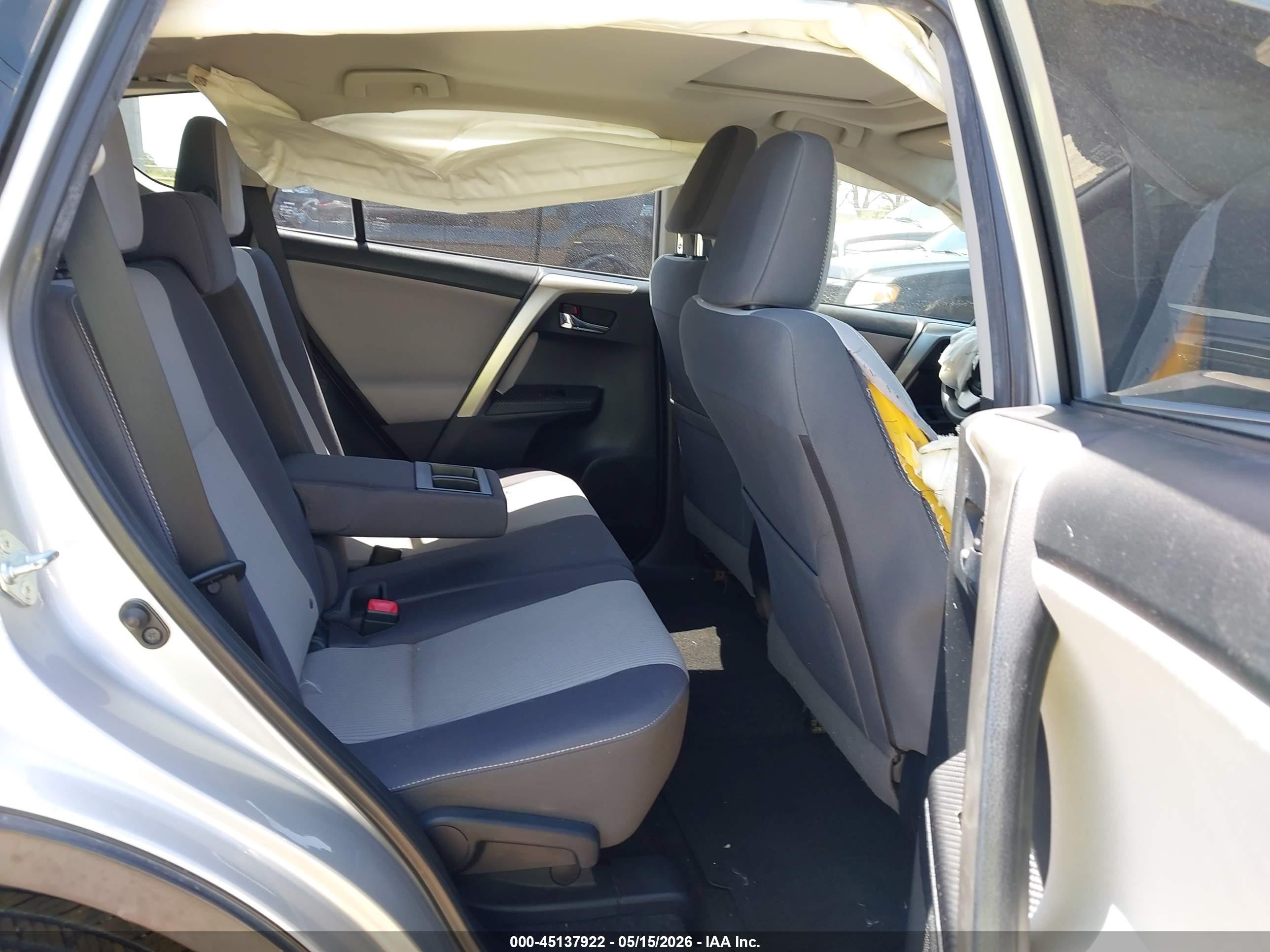 2015 Toyota Rav4 Xle Gray vin: JTMWFREV7FJ052777