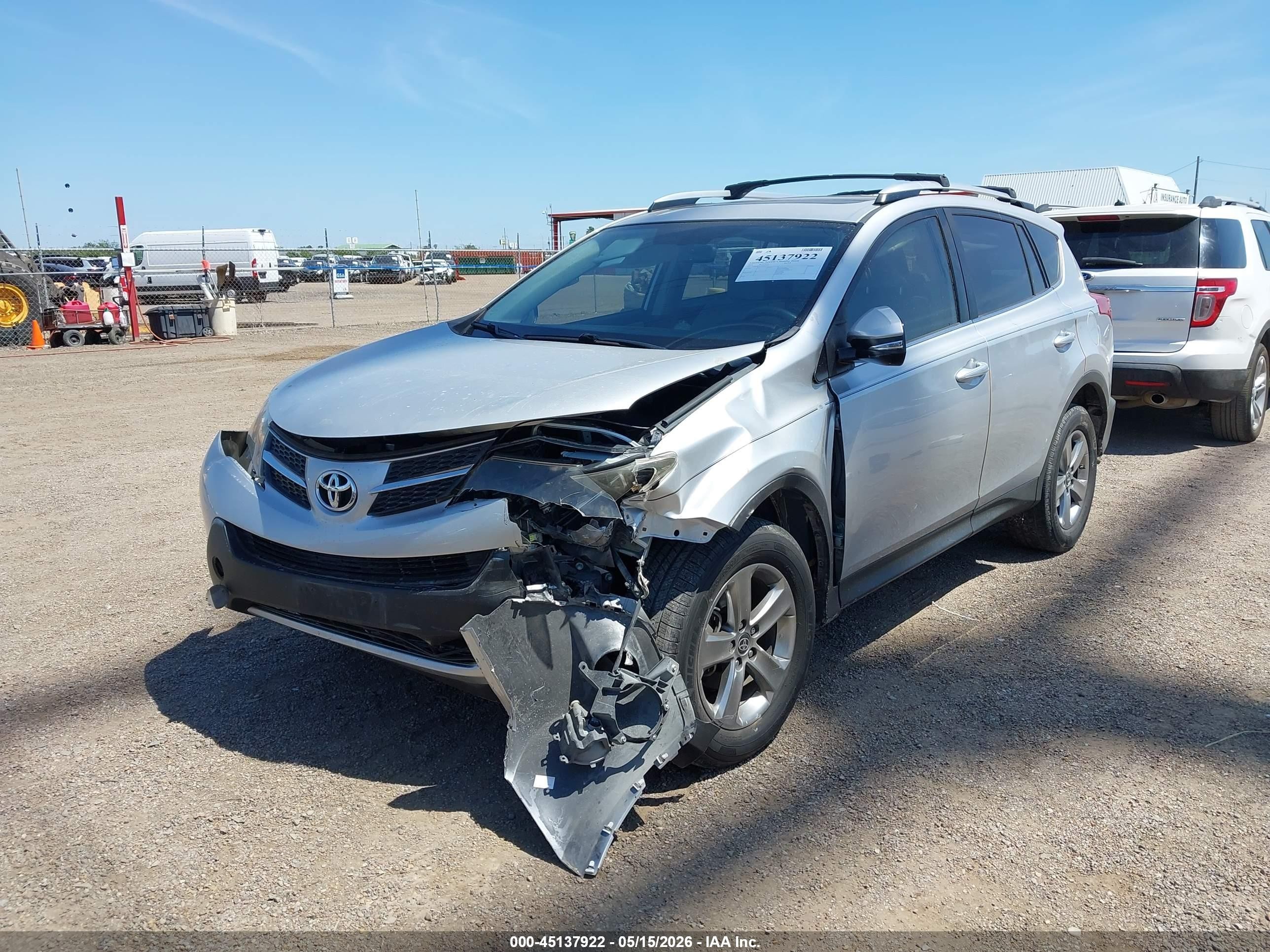 2015 Toyota Rav4 Xle Gray vin: JTMWFREV7FJ052777