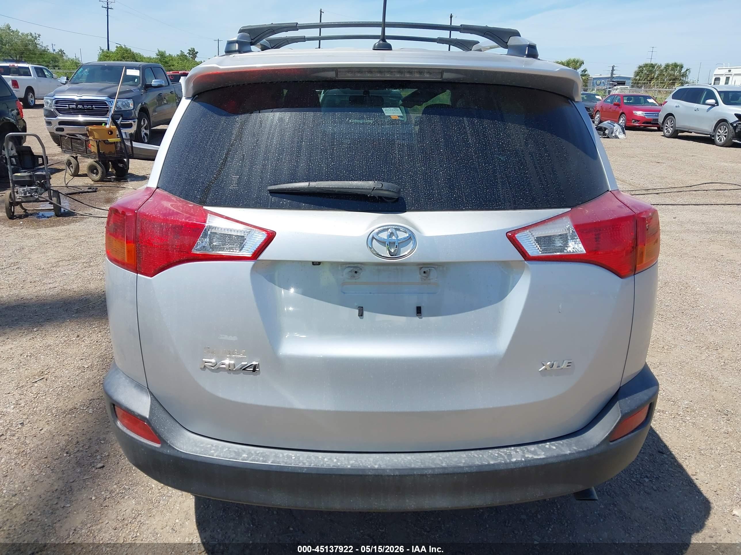 2015 Toyota Rav4 Xle Gray vin: JTMWFREV7FJ052777