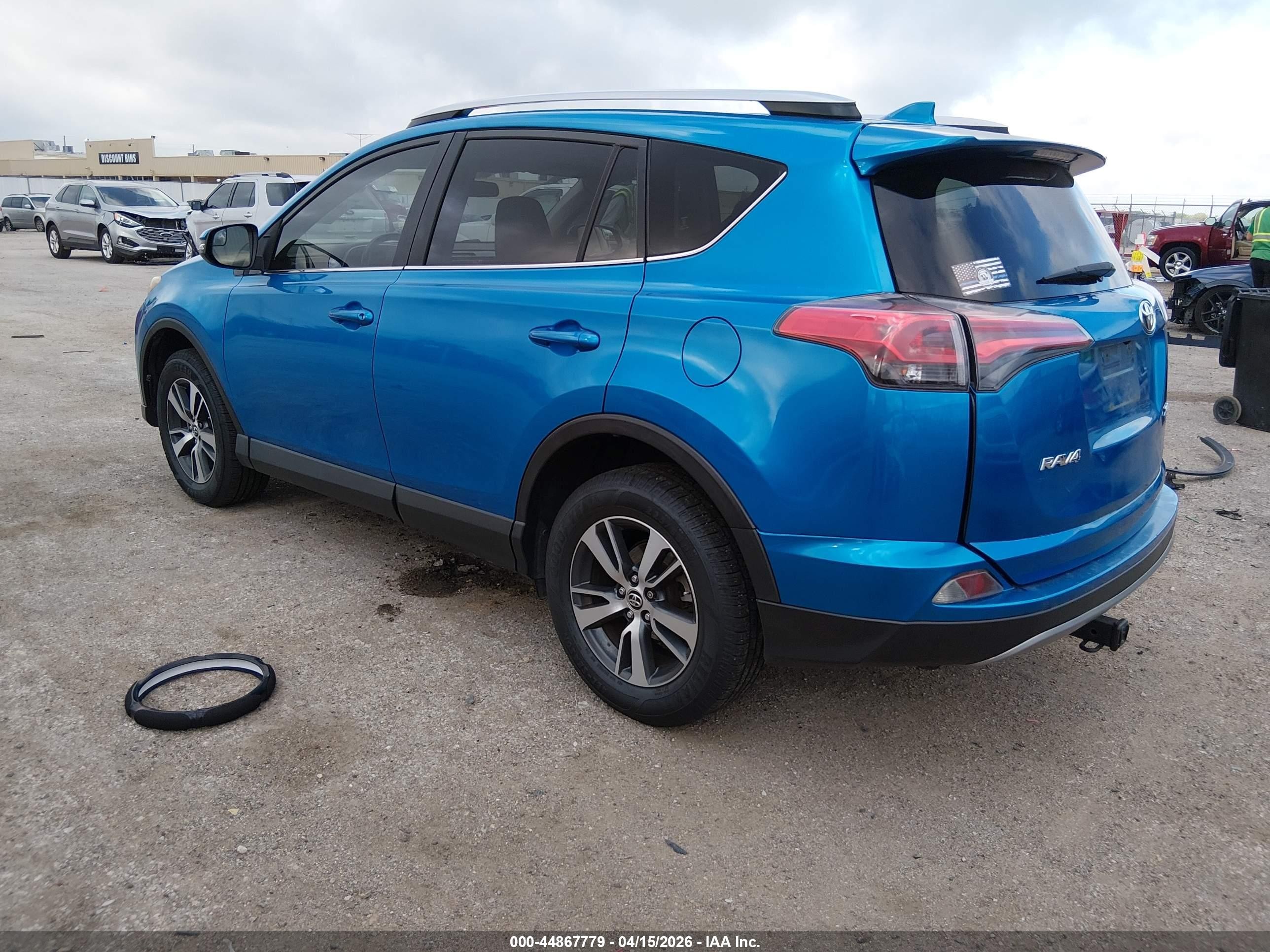 2016 Toyota Rav4 Xle Синий vin: JTMWFREV7GD081339