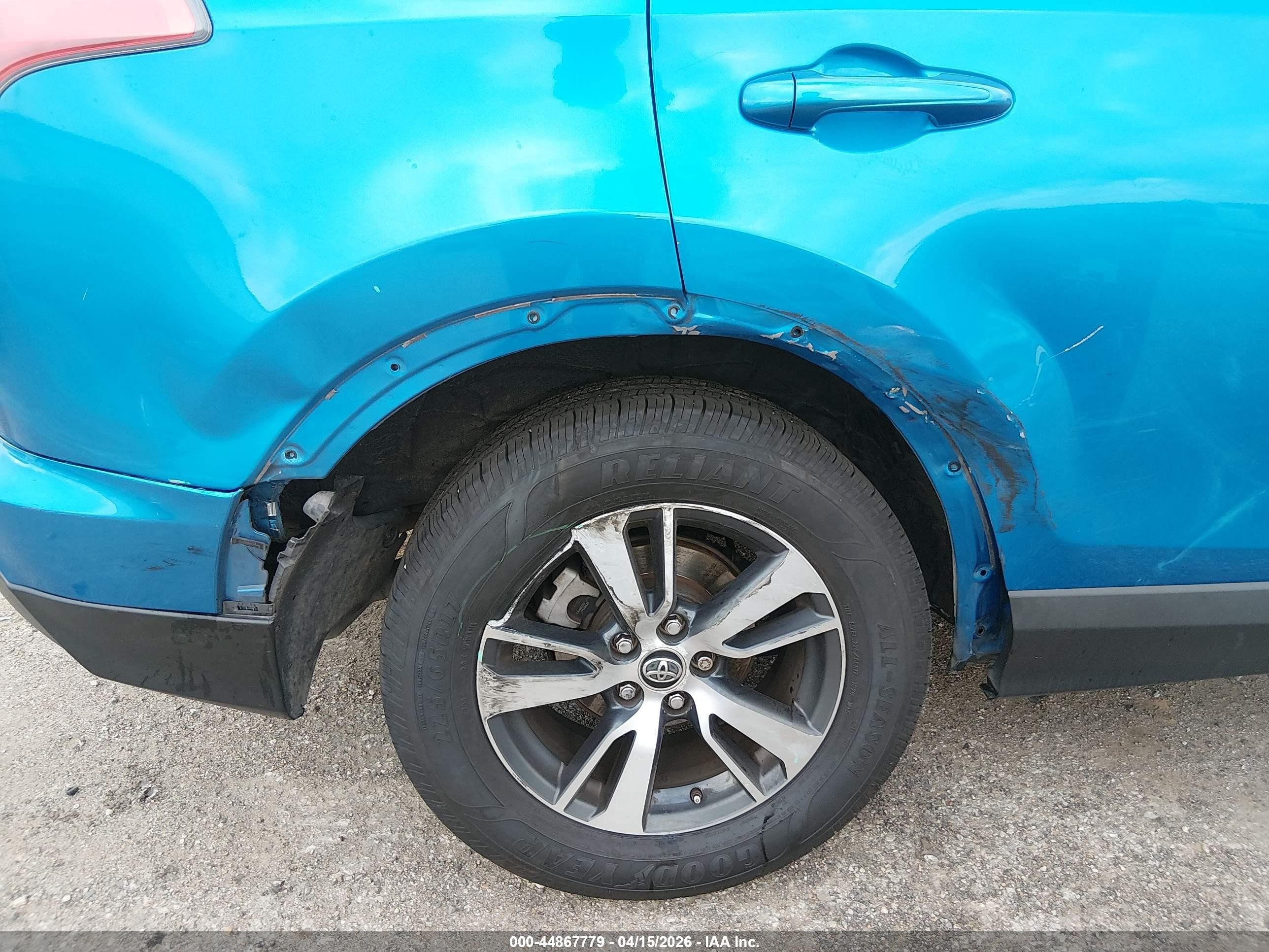 2016 Toyota Rav4 Xle Синий vin: JTMWFREV7GD081339