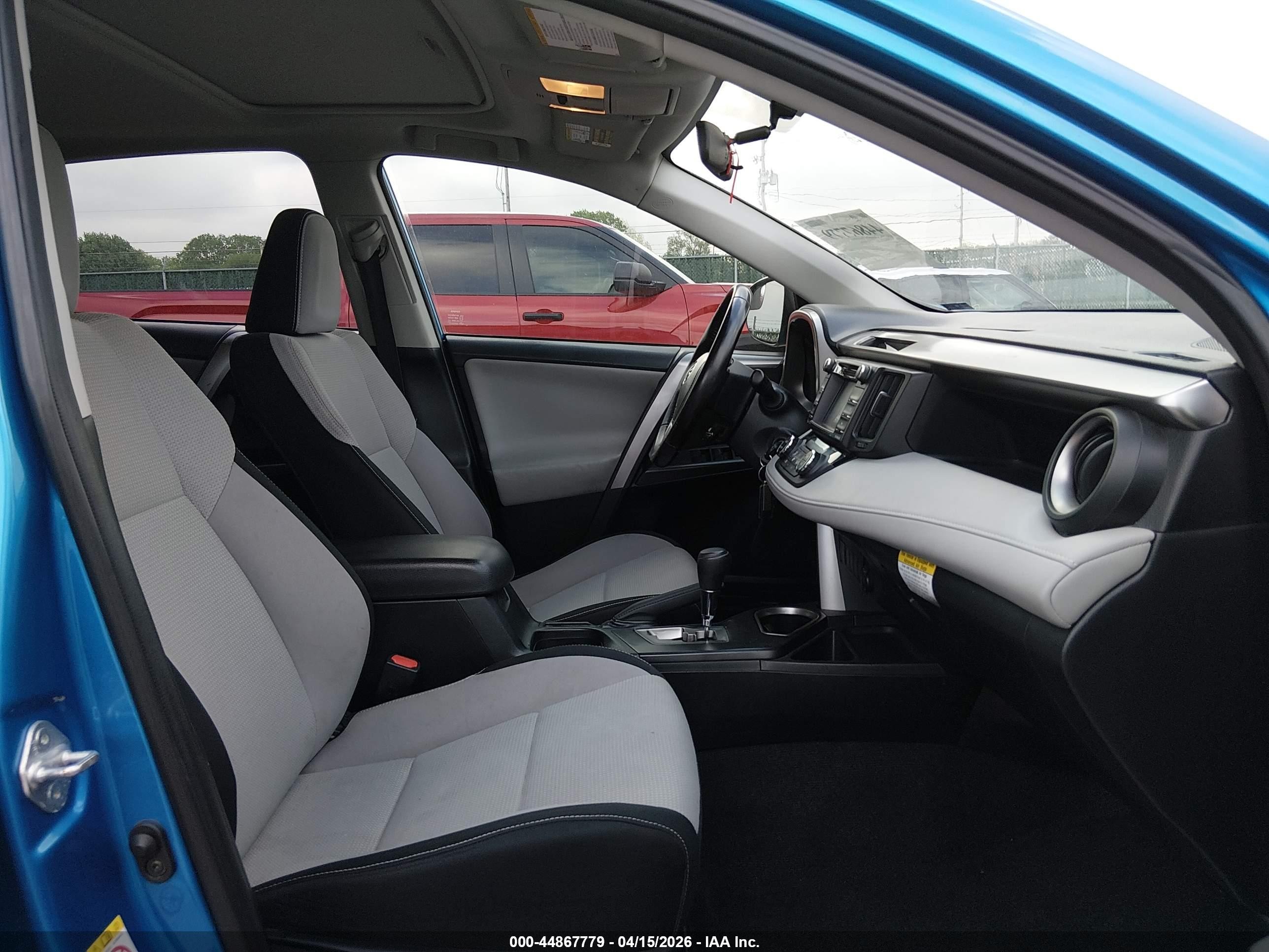 2016 Toyota Rav4 Xle Синий vin: JTMWFREV7GD081339