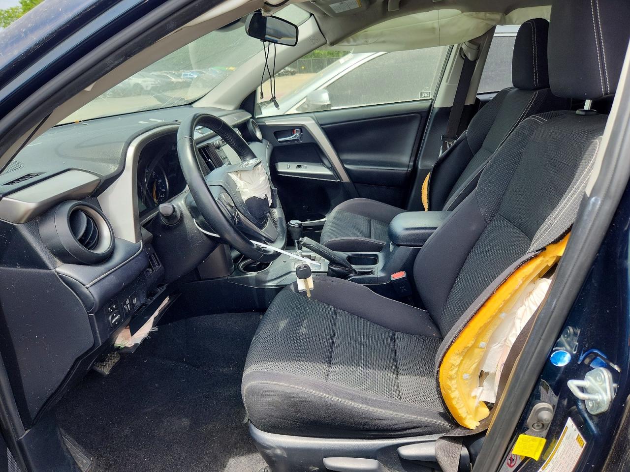 2017 Toyota Rav4 Xle Black vin: JTMWFREV7HJ146421