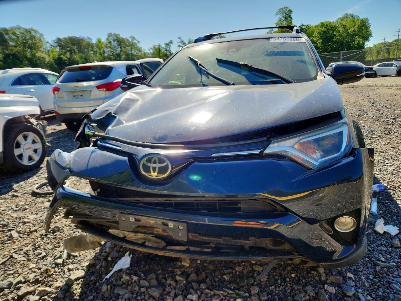 2017 Toyota Rav4 Xle Black vin: JTMWFREV7HJ146421