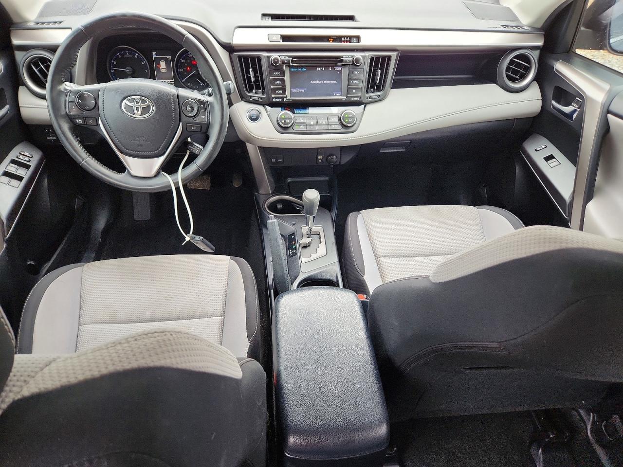 2018 Toyota Rav4 Xle Gray vin: JTMWFREV7JD120261