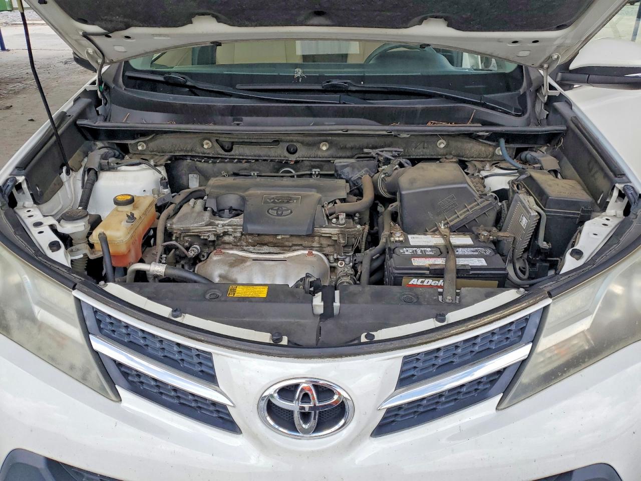 2013 Toyota Rav4 Xle White vin: JTMWFREV8DD007388
