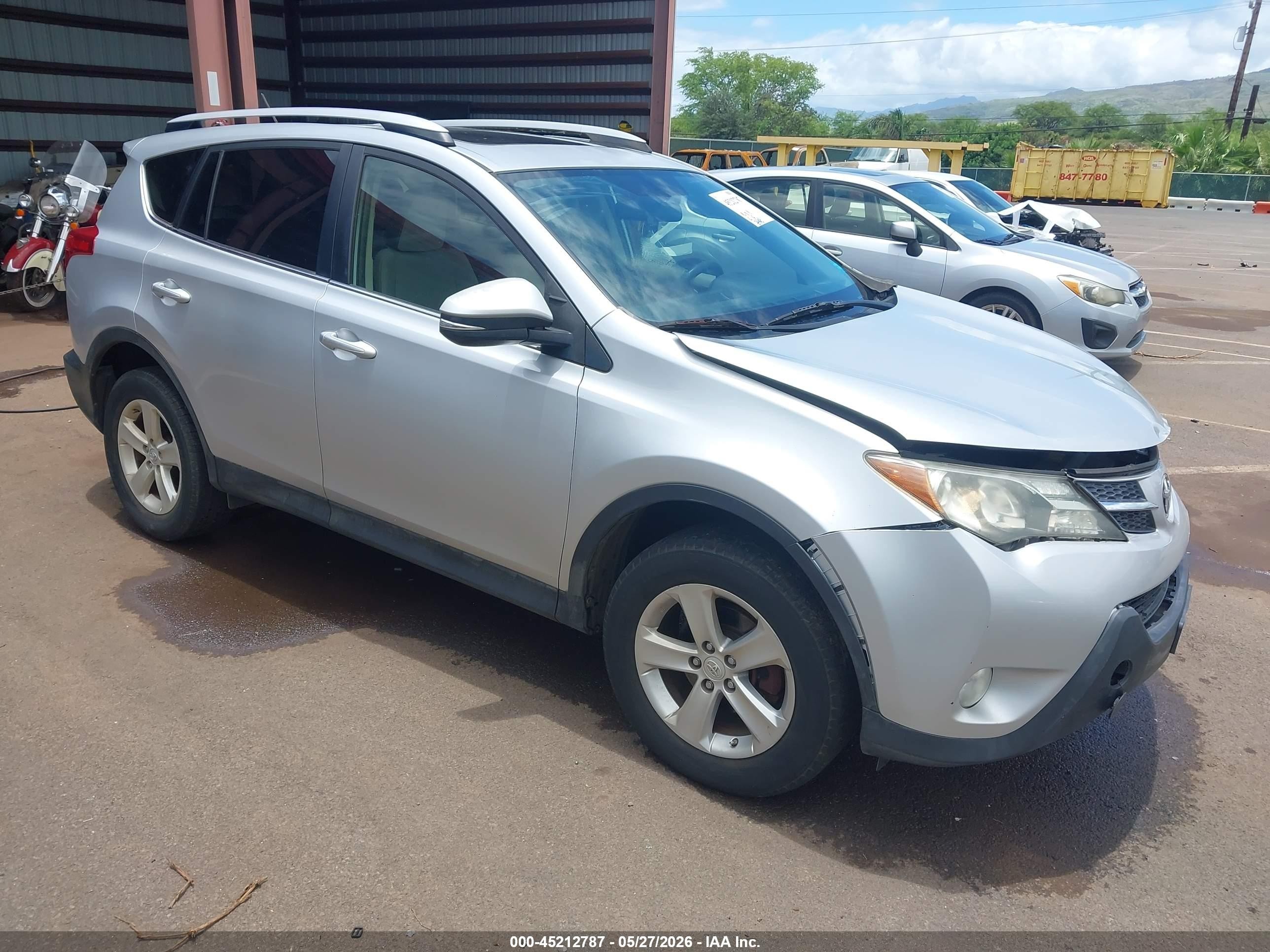 2013 Toyota Rav4 Xle Silver vin: JTMWFREV8DD010369