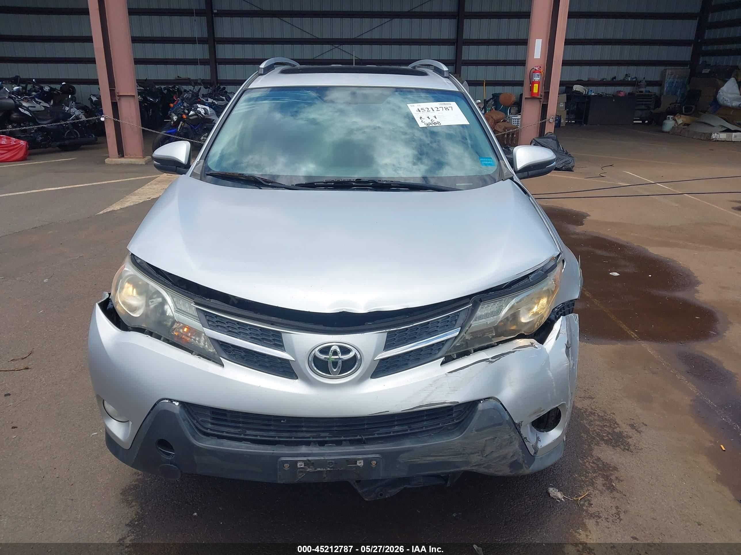 2013 Toyota Rav4 Xle Серебряный vin: JTMWFREV8DD010369