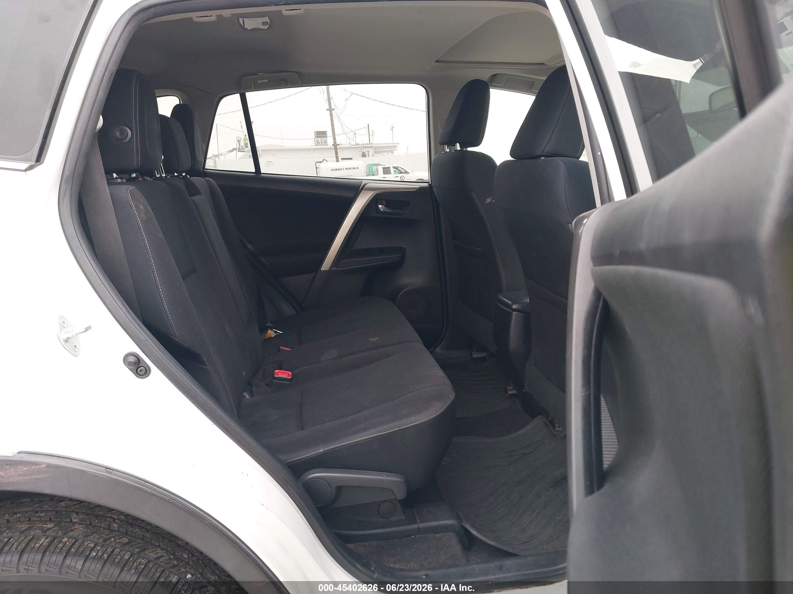 2014 Toyota Rav4 Xle Белый vin: JTMWFREV8EJ020225