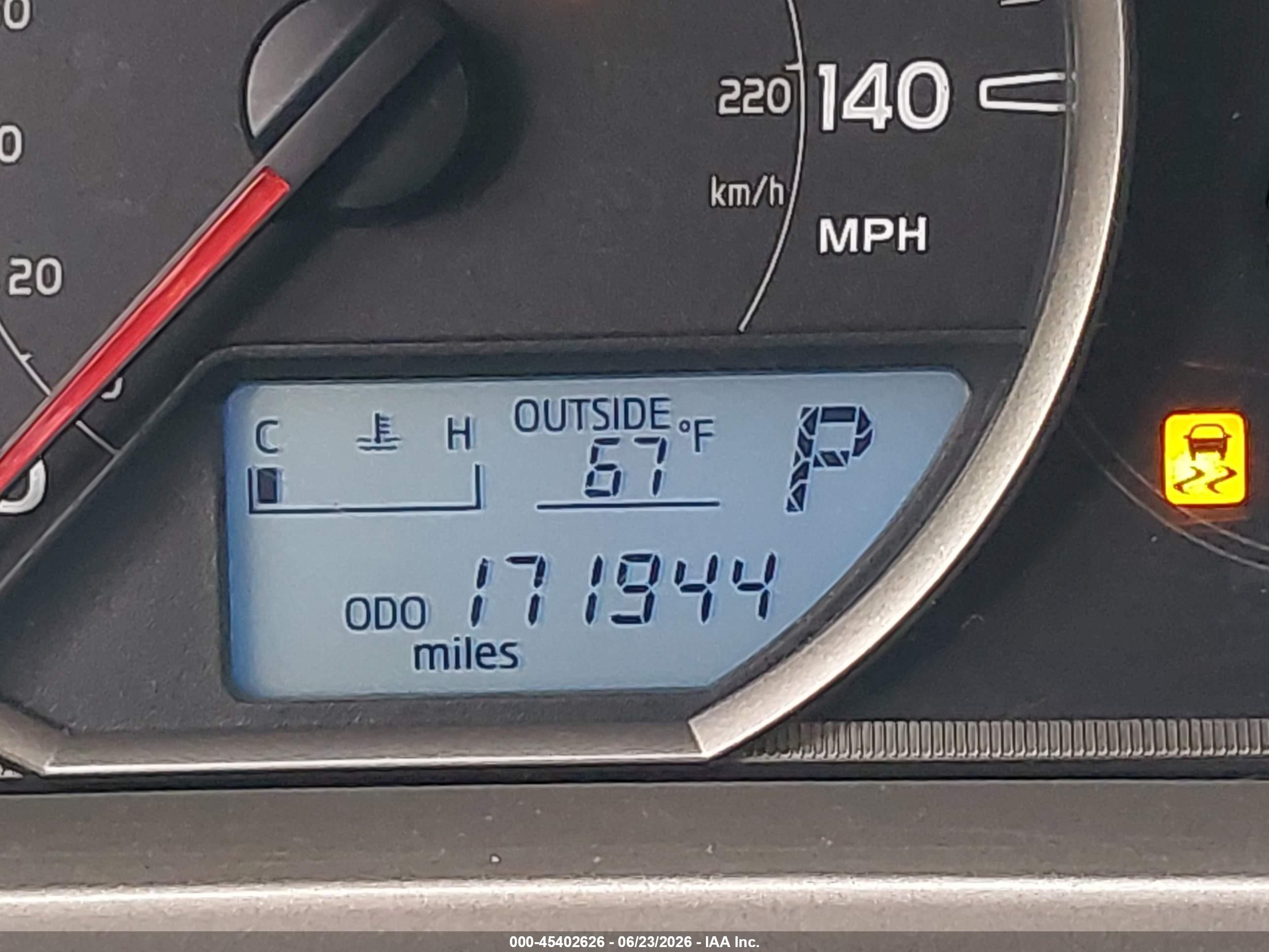 2014 Toyota Rav4 Xle Белый vin: JTMWFREV8EJ020225