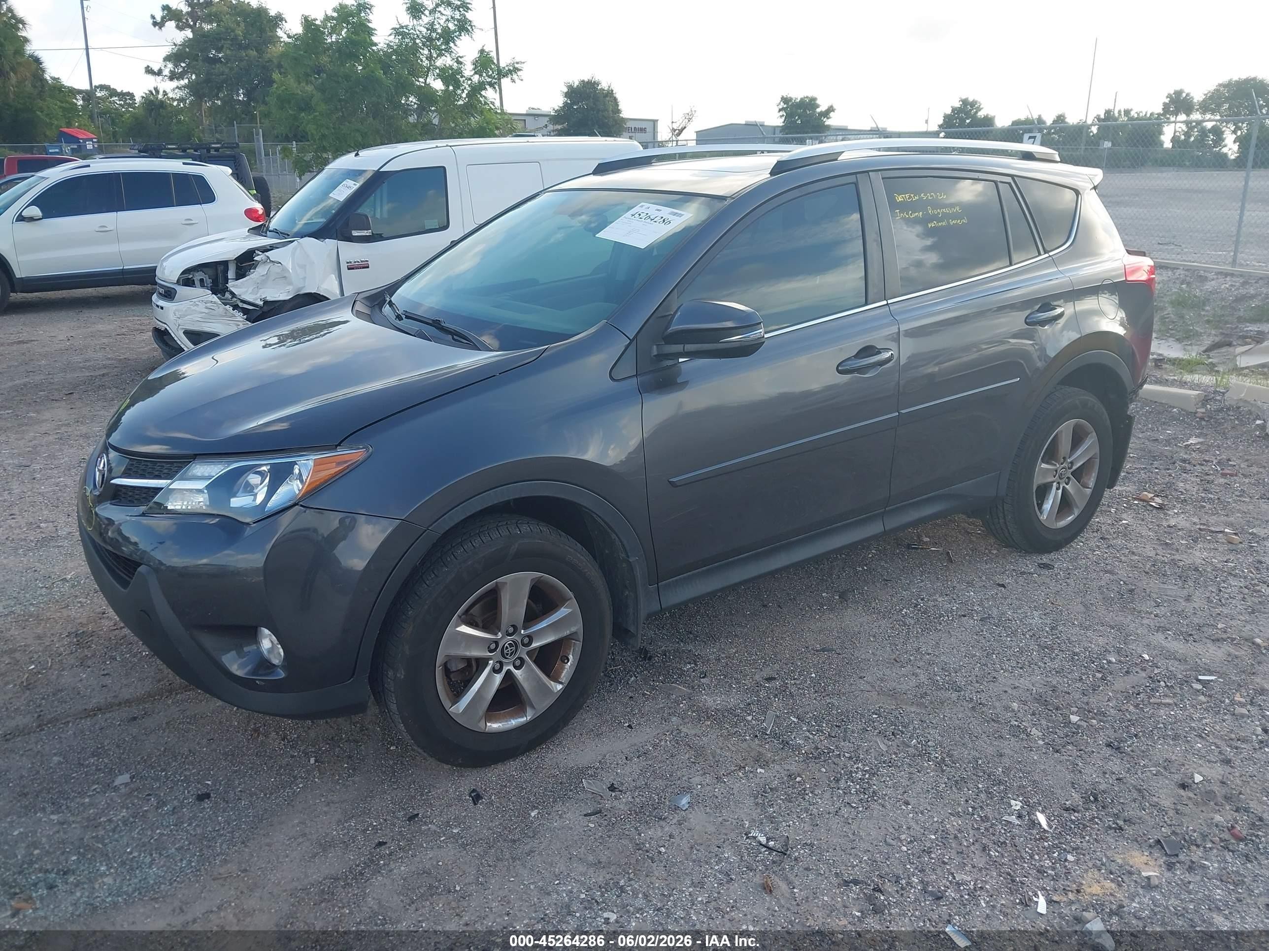 2015 Toyota Rav4 Xle Gray vin: JTMWFREV8FJ054196