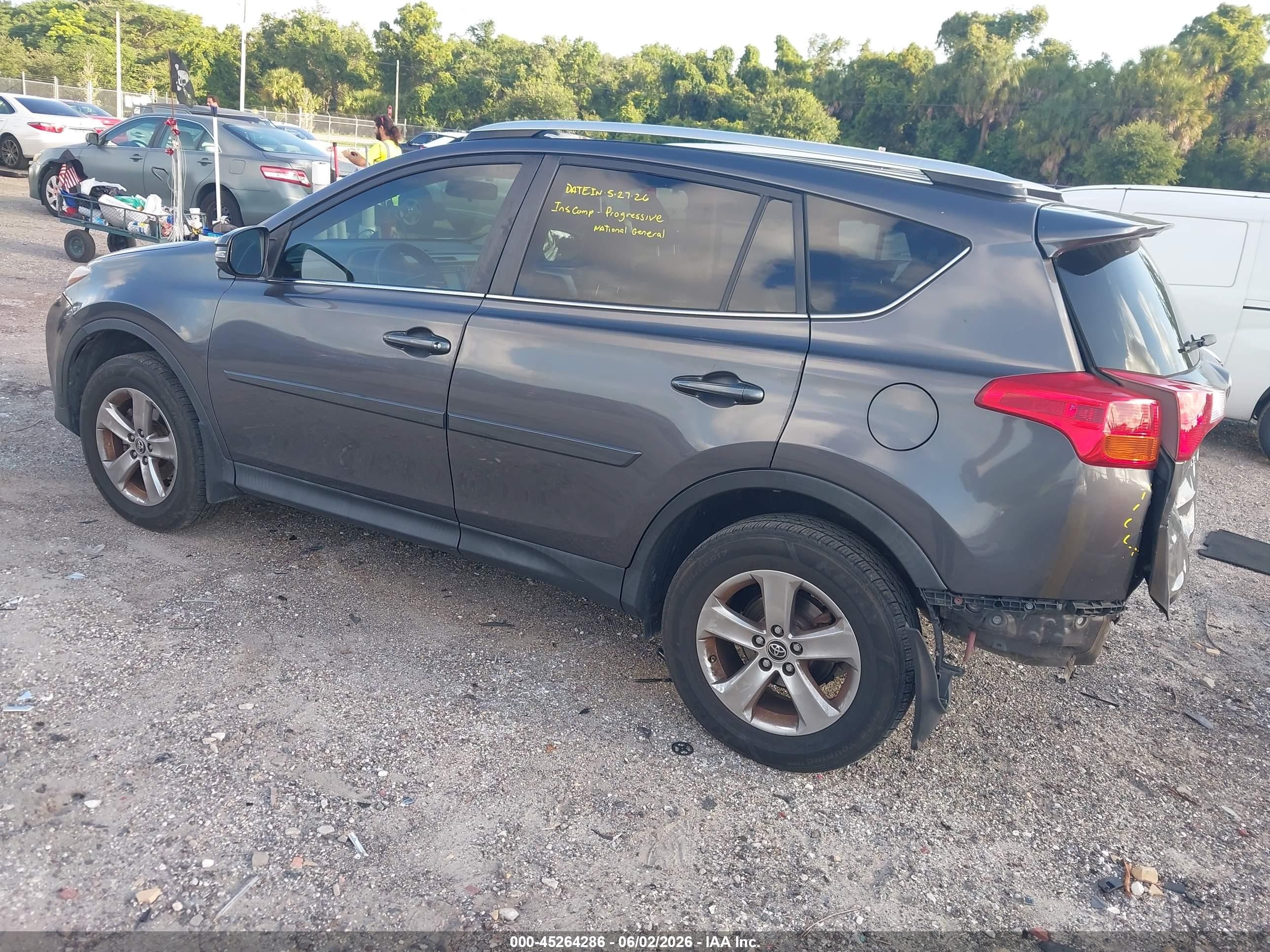 2015 Toyota Rav4 Xle Gray vin: JTMWFREV8FJ054196