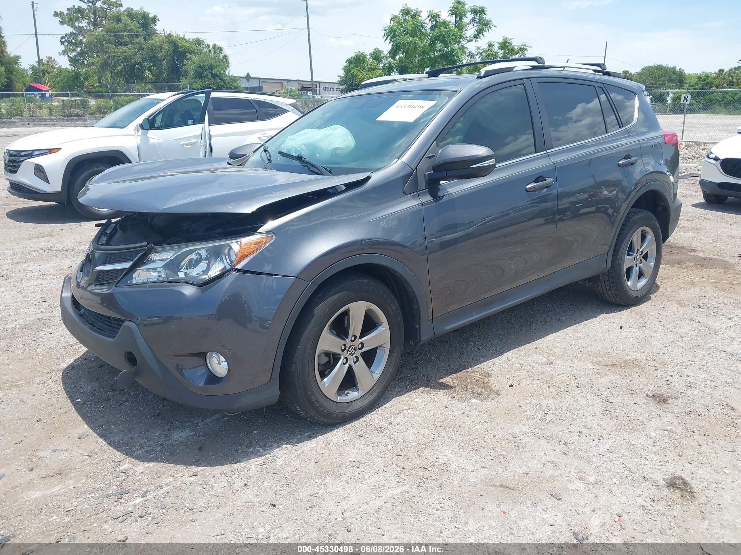 2015 Toyota Rav4 Xle Gray vin: JTMWFREV9FD069952