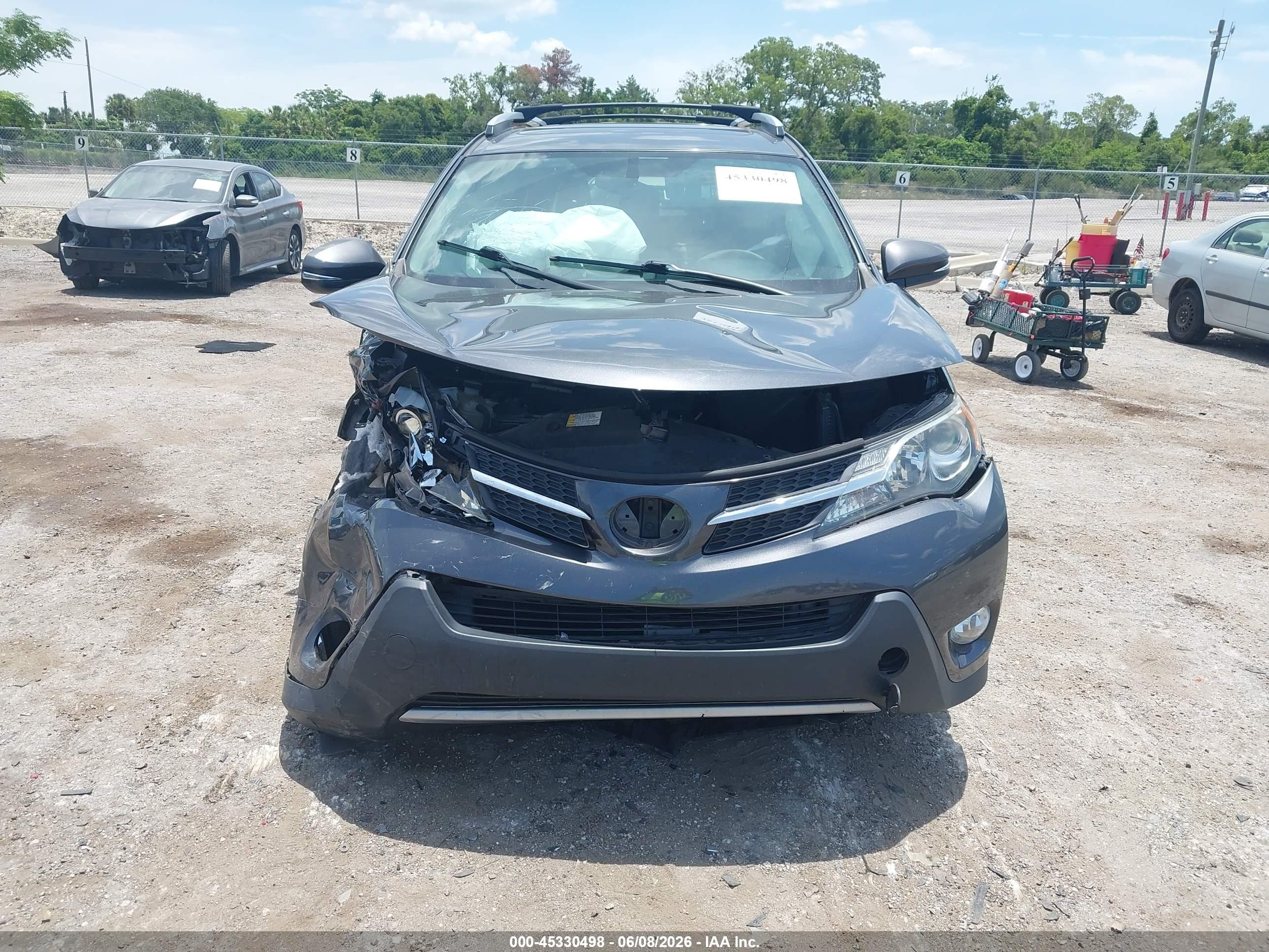 2015 Toyota Rav4 Xle Gray vin: JTMWFREV9FD069952
