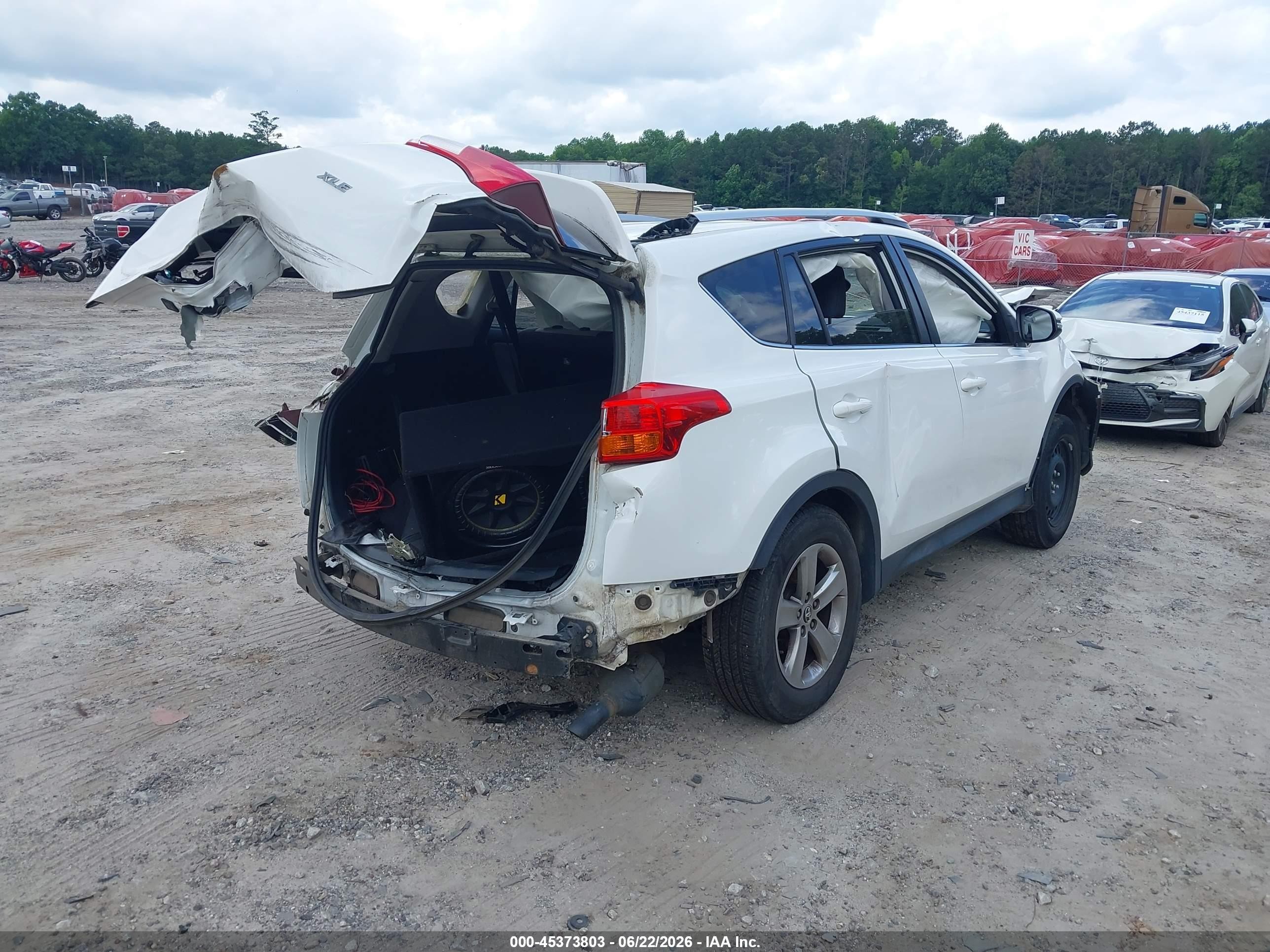 2015 Toyota Rav4 Xle Белый vin: JTMWFREV9FJ036547