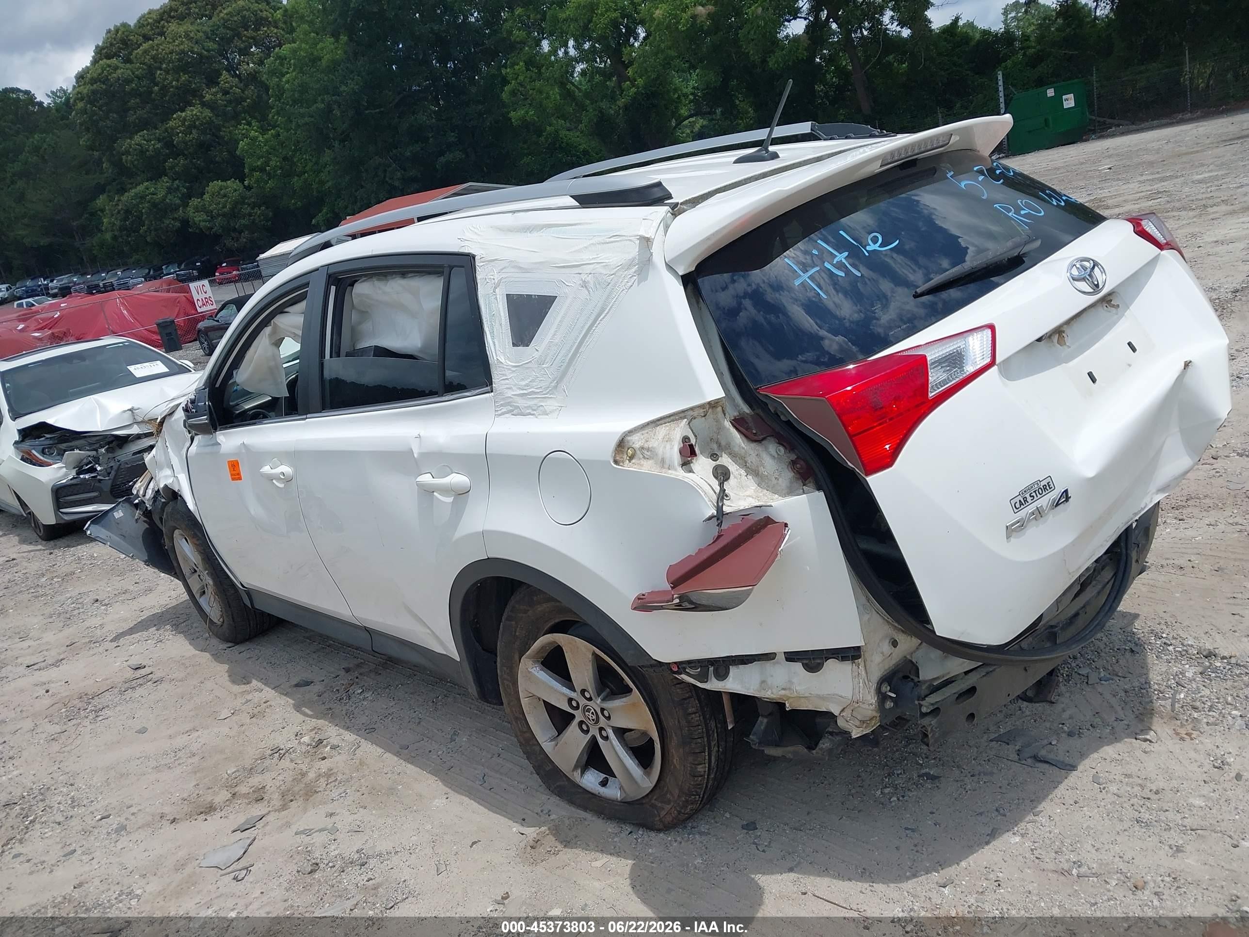 2015 Toyota Rav4 Xle Белый vin: JTMWFREV9FJ036547