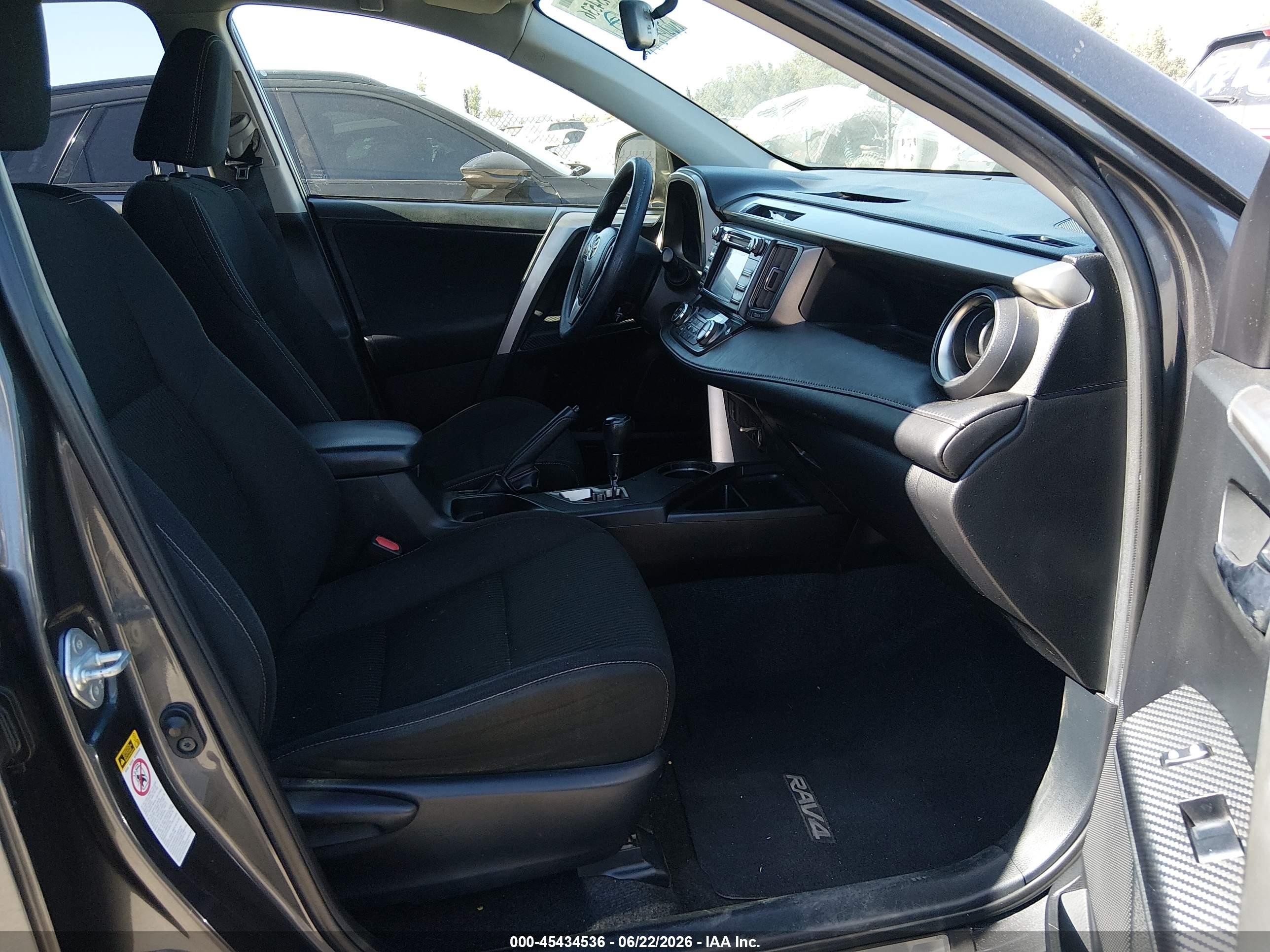 2015 Toyota Rav4 Xle Gray vin: JTMWFREV9FJ047287