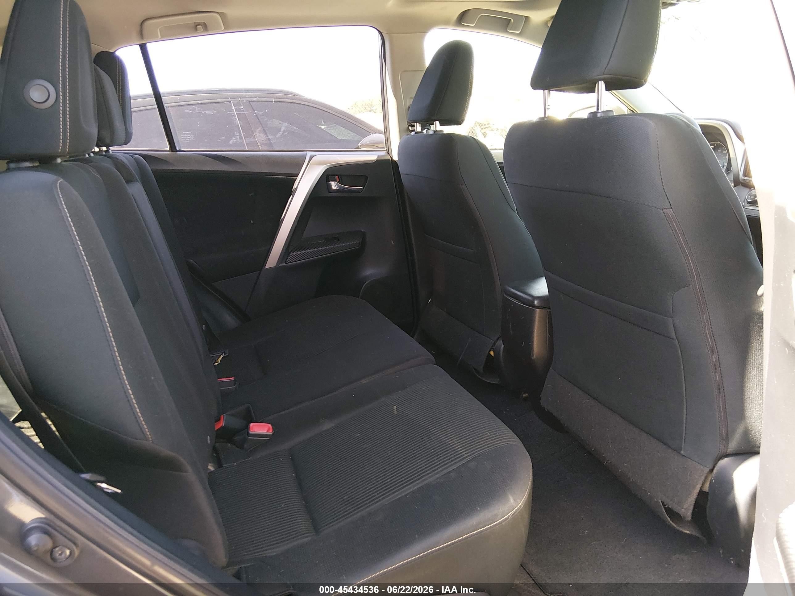 2015 Toyota Rav4 Xle Gray vin: JTMWFREV9FJ047287