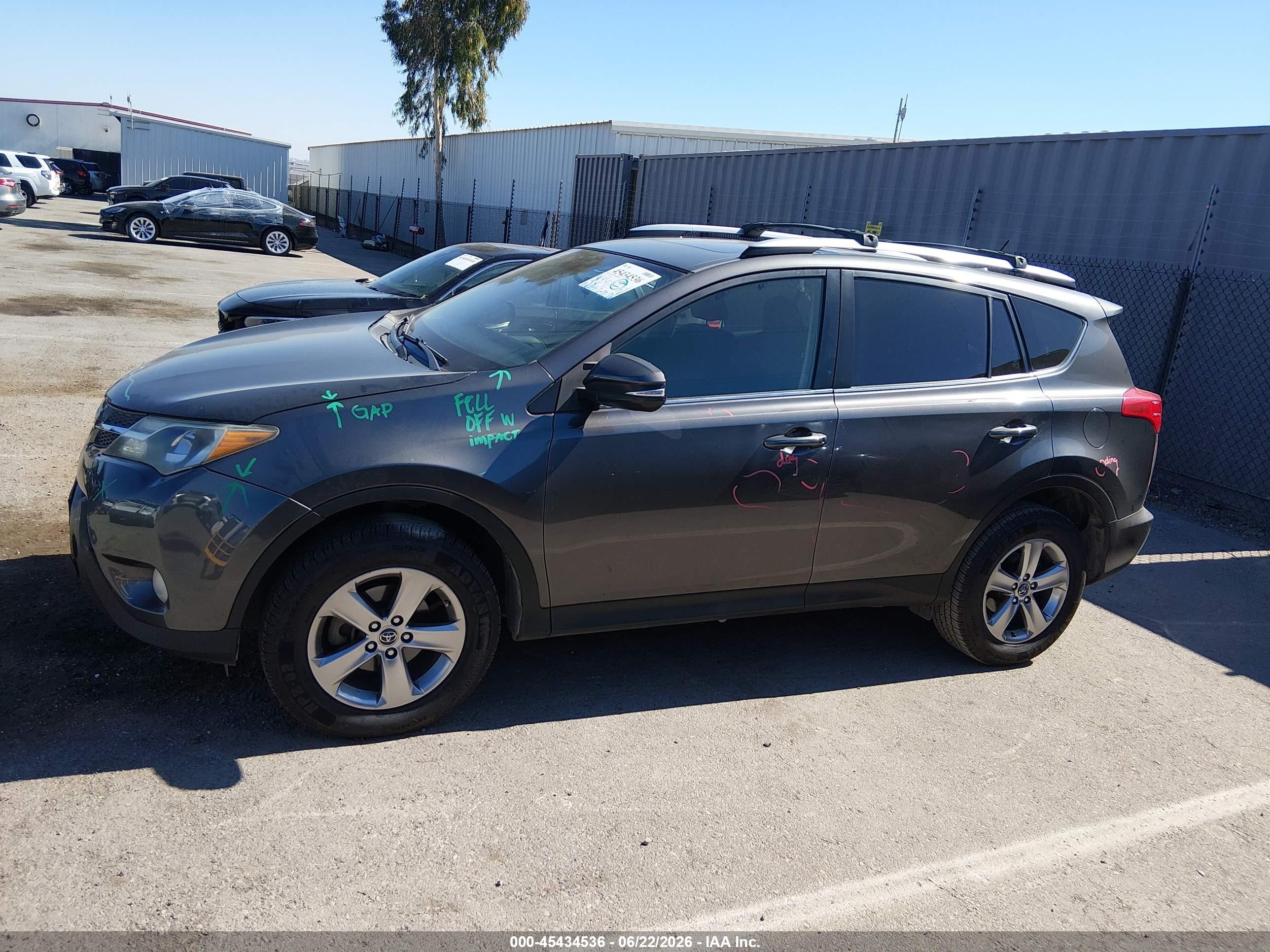 2015 Toyota Rav4 Xle Gray vin: JTMWFREV9FJ047287