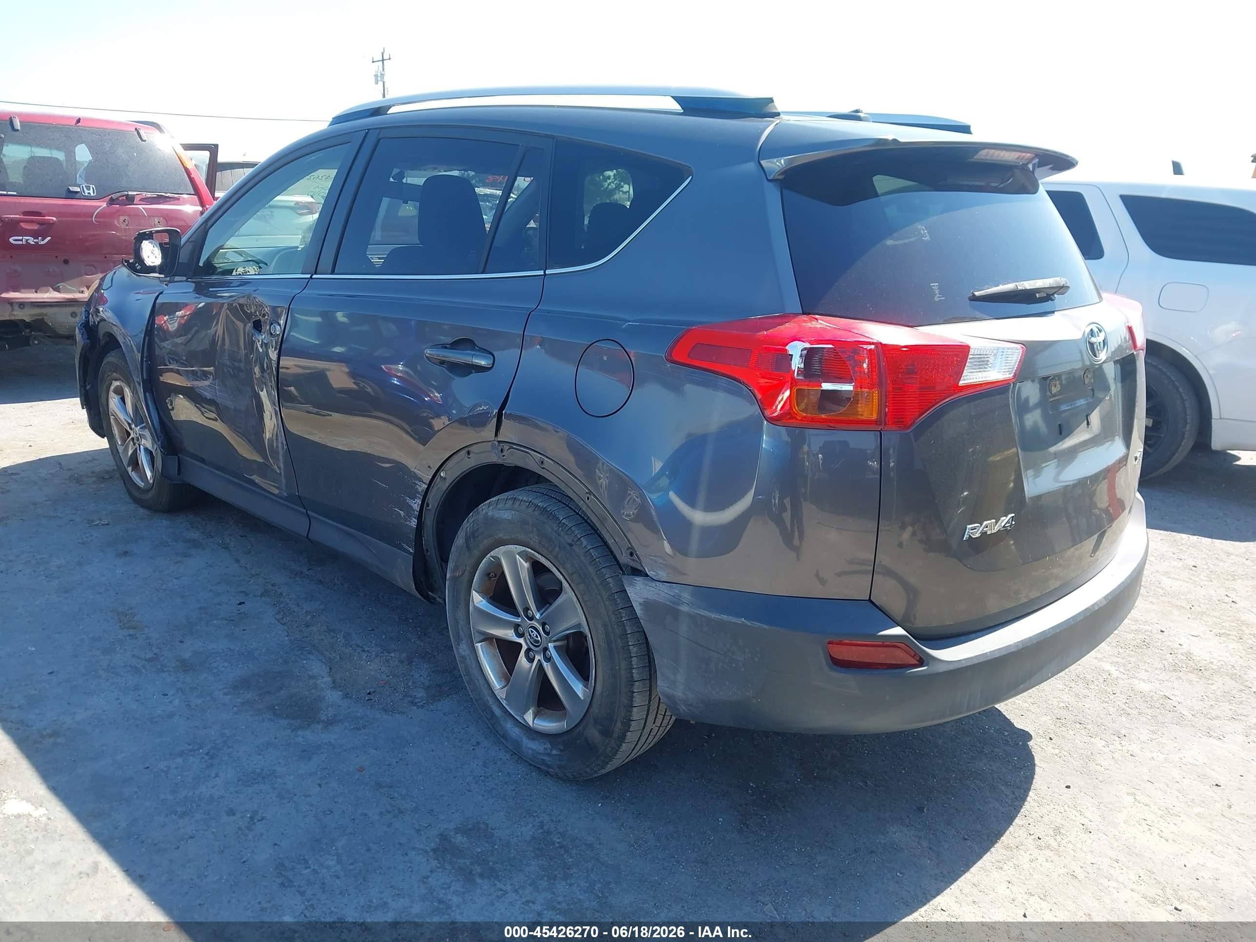 2015 Toyota Rav4 Xle Gray vin: JTMWFREV9FJ052361