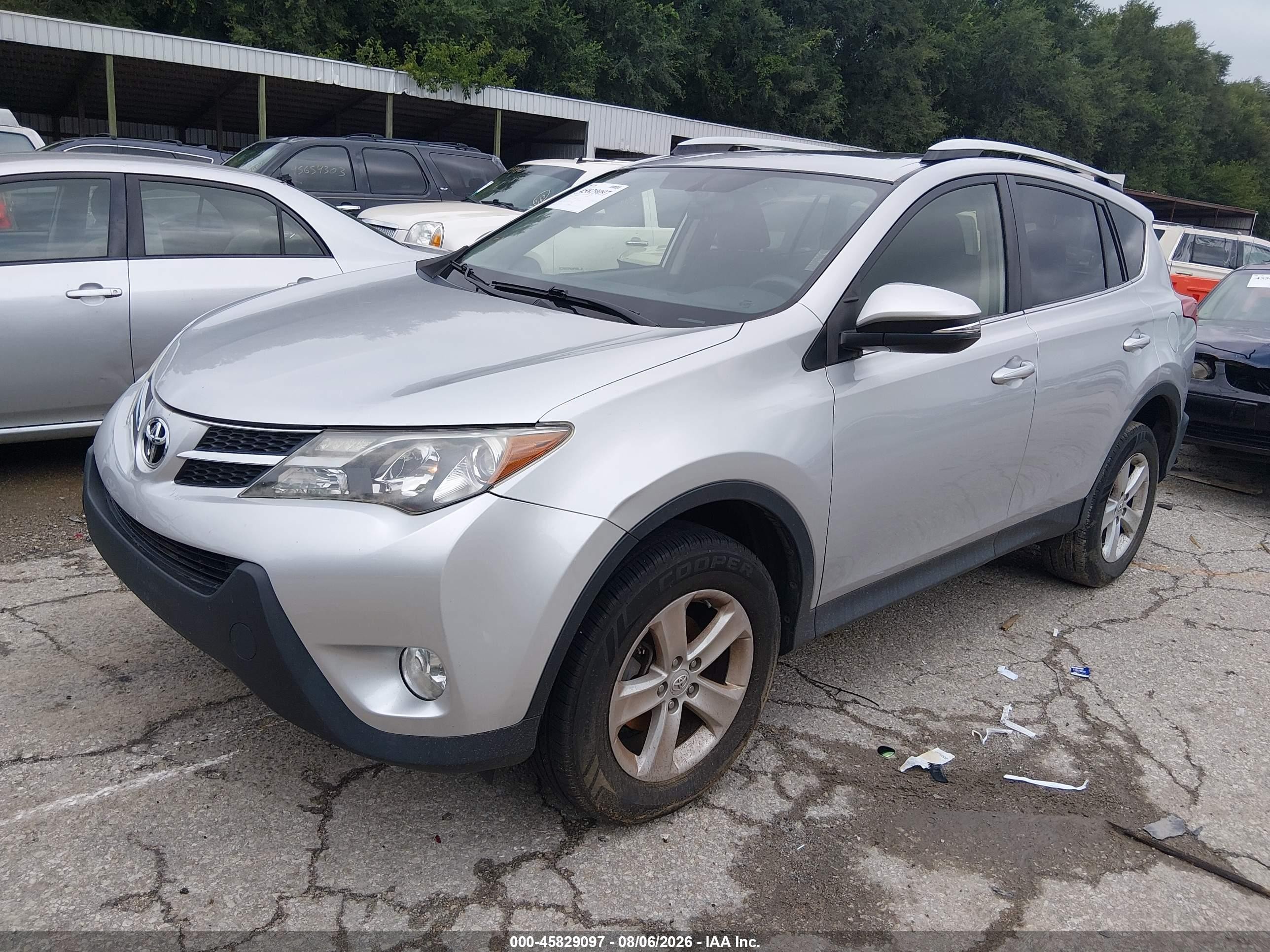 2013 Toyota Rav4 Xle Серебряный vin: JTMWFREVXDD007439