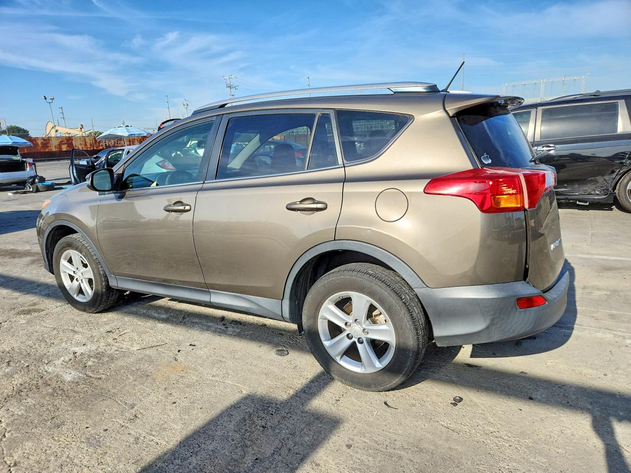 2014 Toyota Rav4 Xle Gray vin: JTMWFREVXED039969